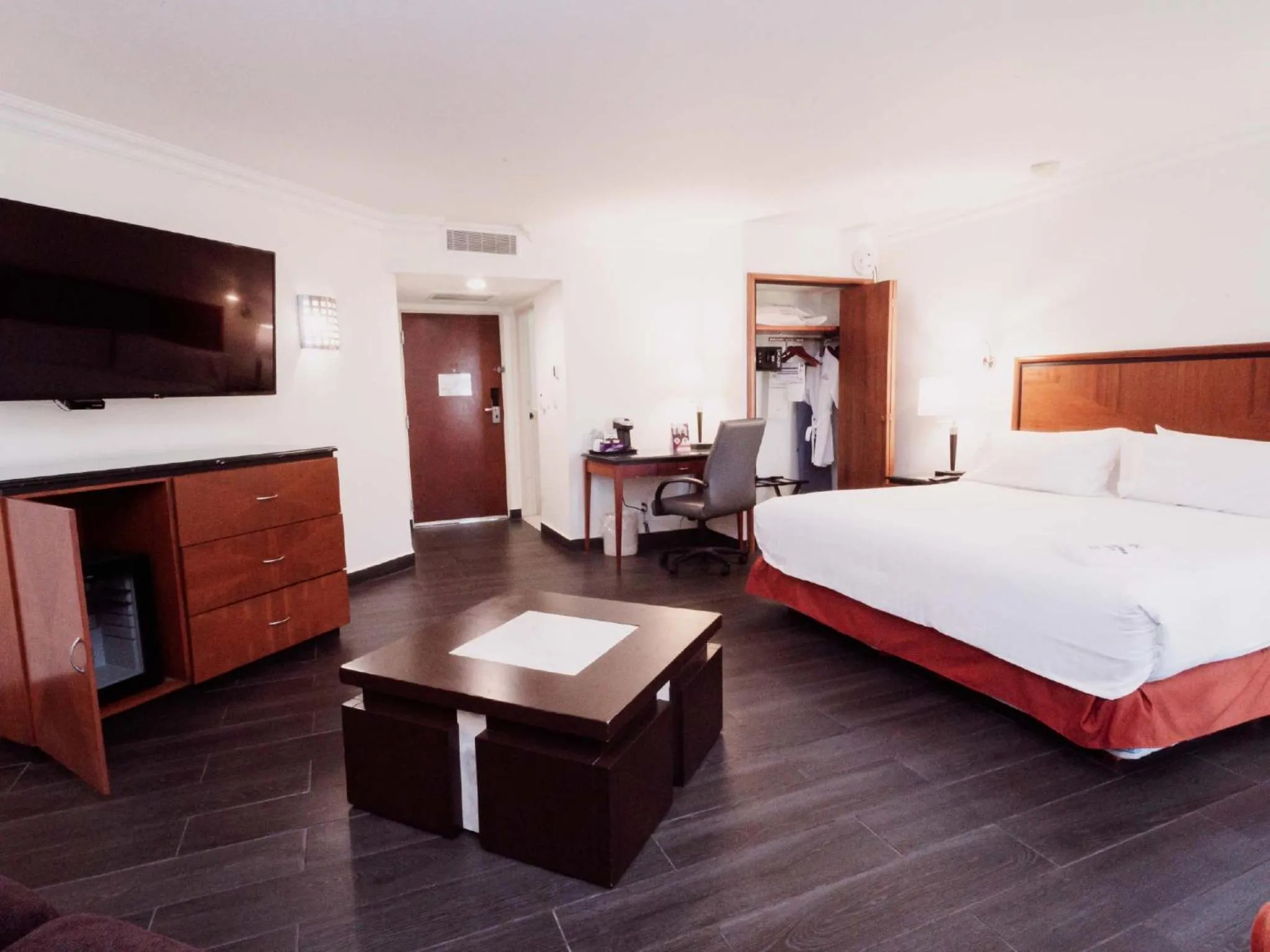 Bed in HS HOTSSON Hotel Tampico