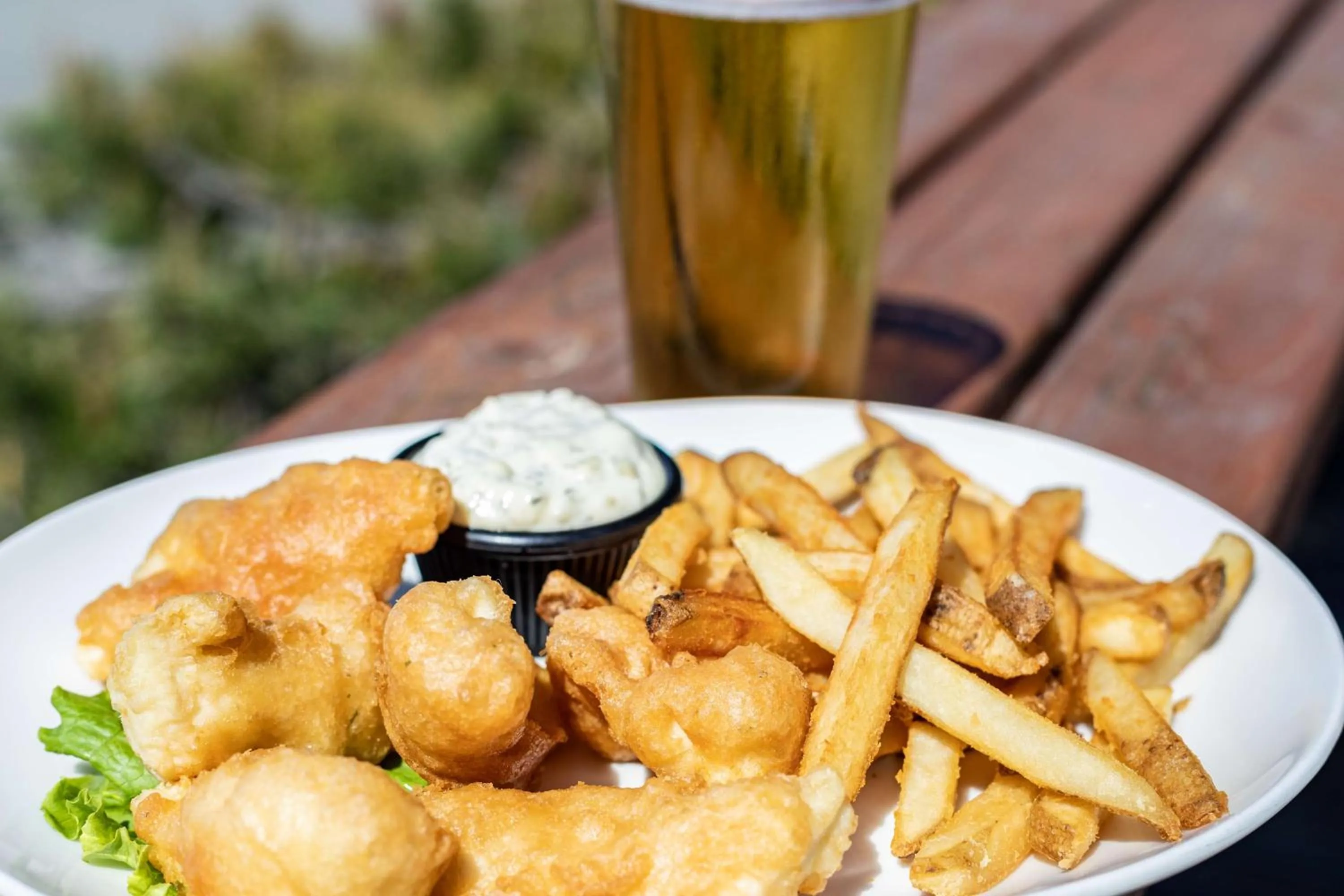 Restaurant/places to eat in Coast Inn at Lake Hood