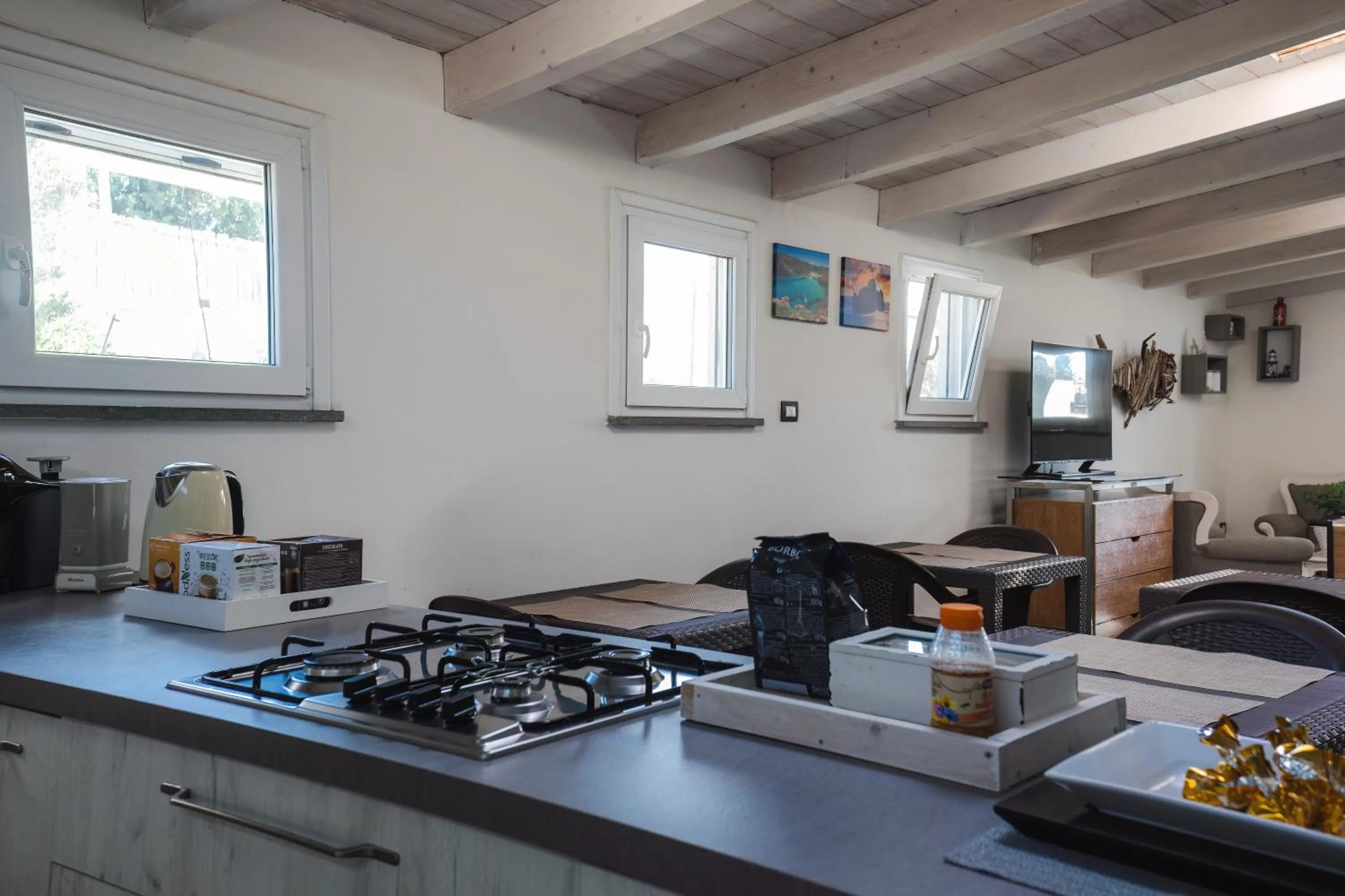 Restaurant/places to eat in Mi casa es tu casa 104