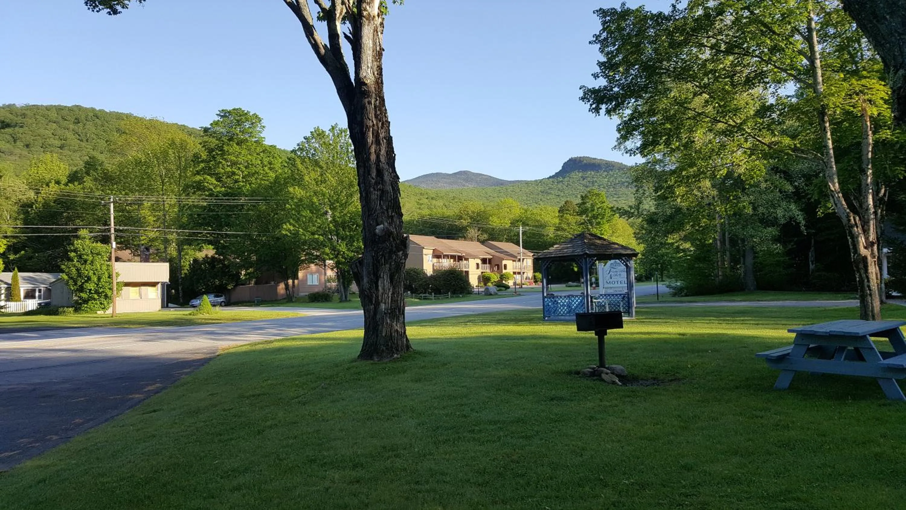 Franconia Notch Motel