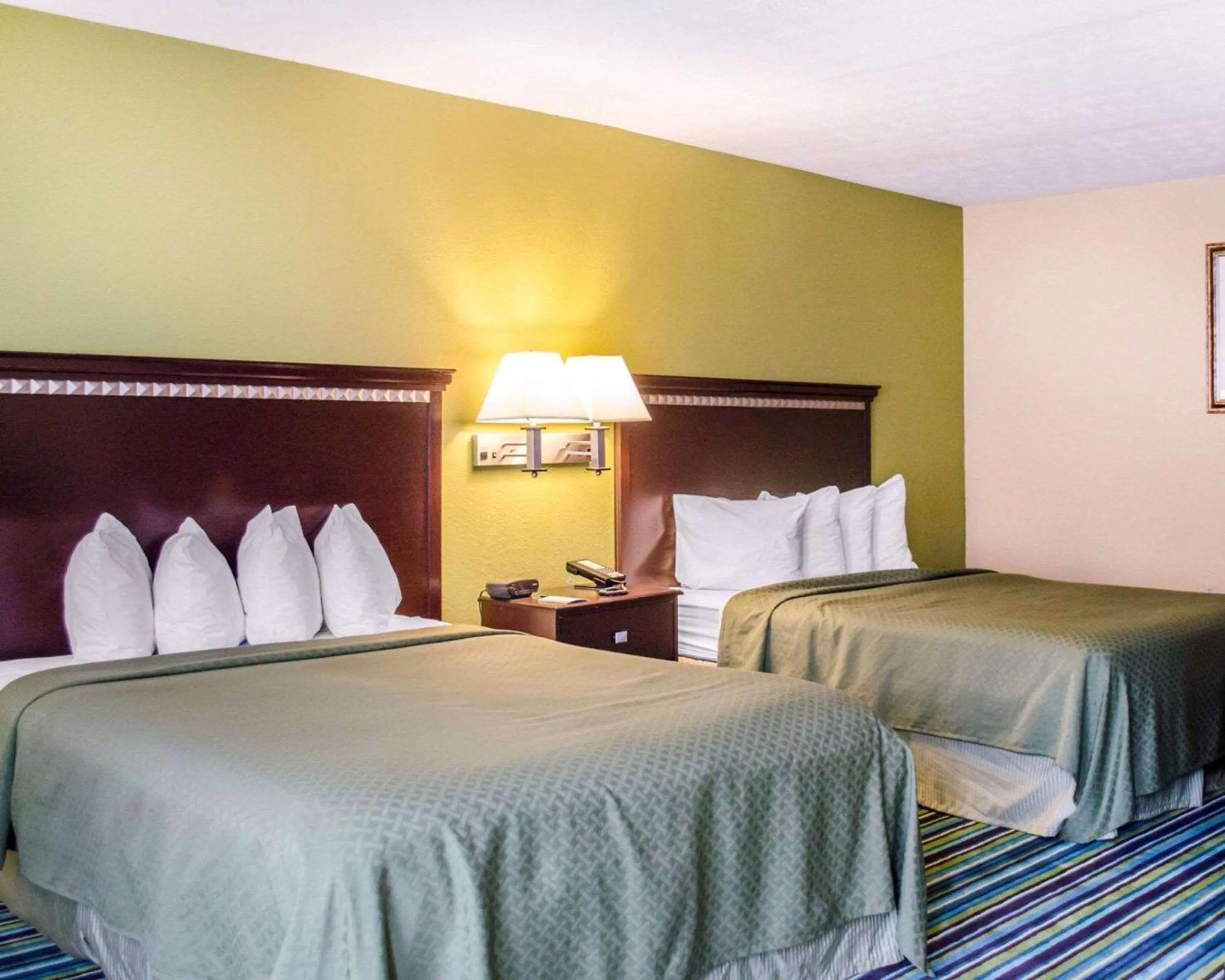Photo of the whole room, Bed in Quality Inn & Suites Medina - Akron West