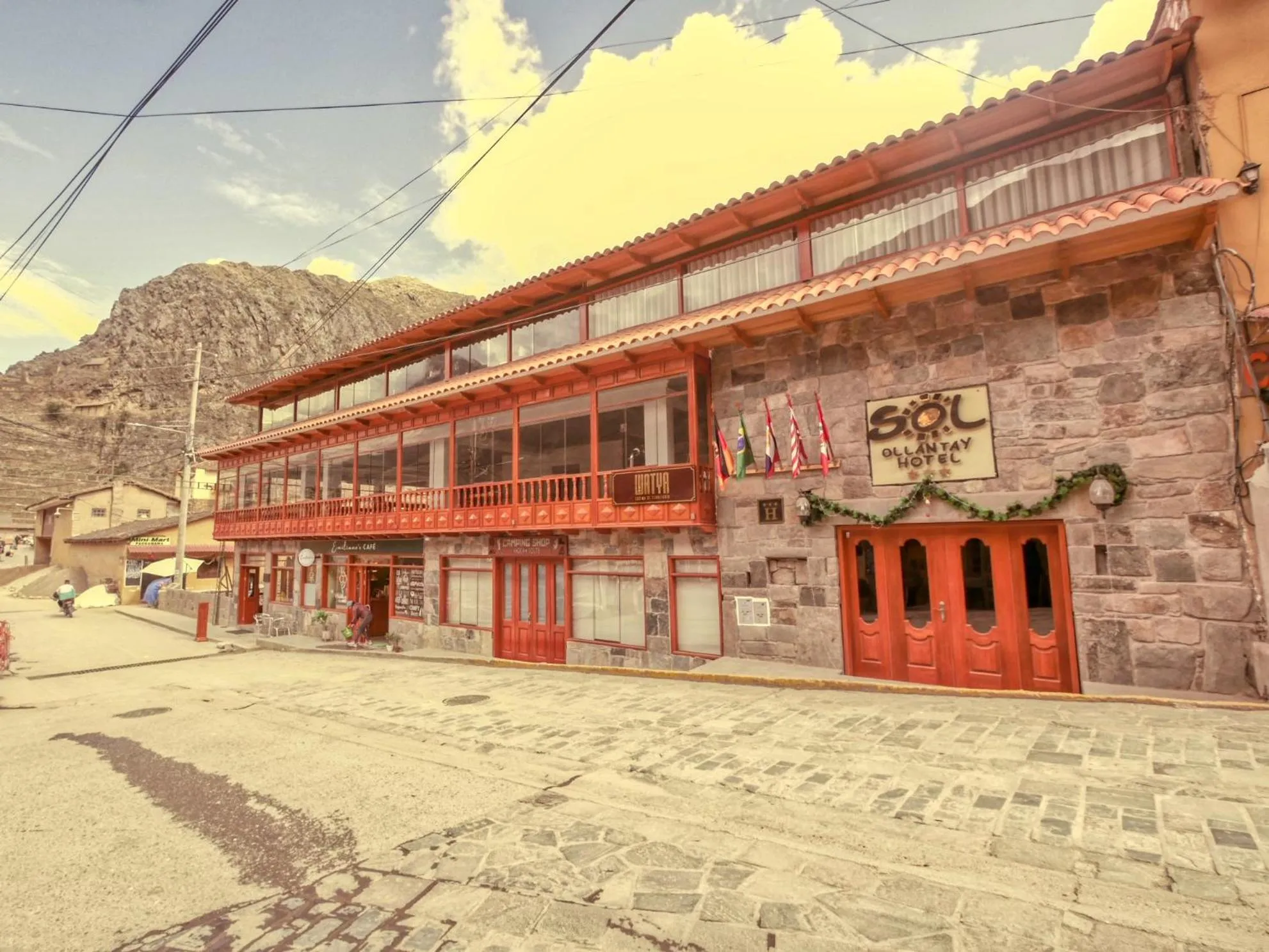 Sol Ollantay Boutique Hotel