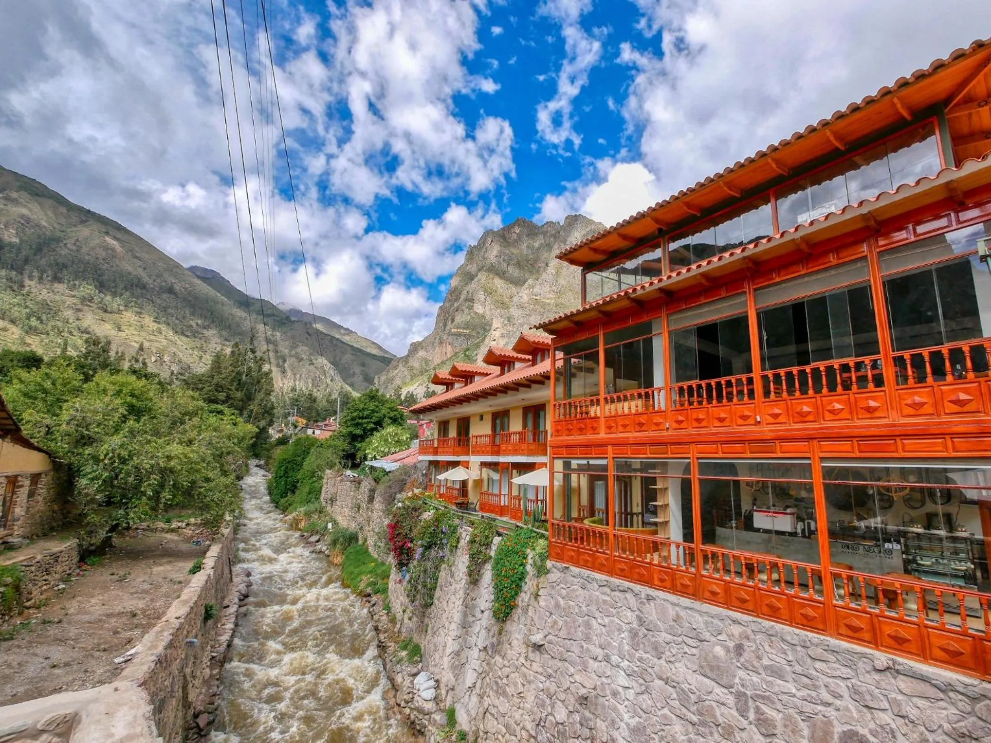 Sol Ollantay Boutique Hotel