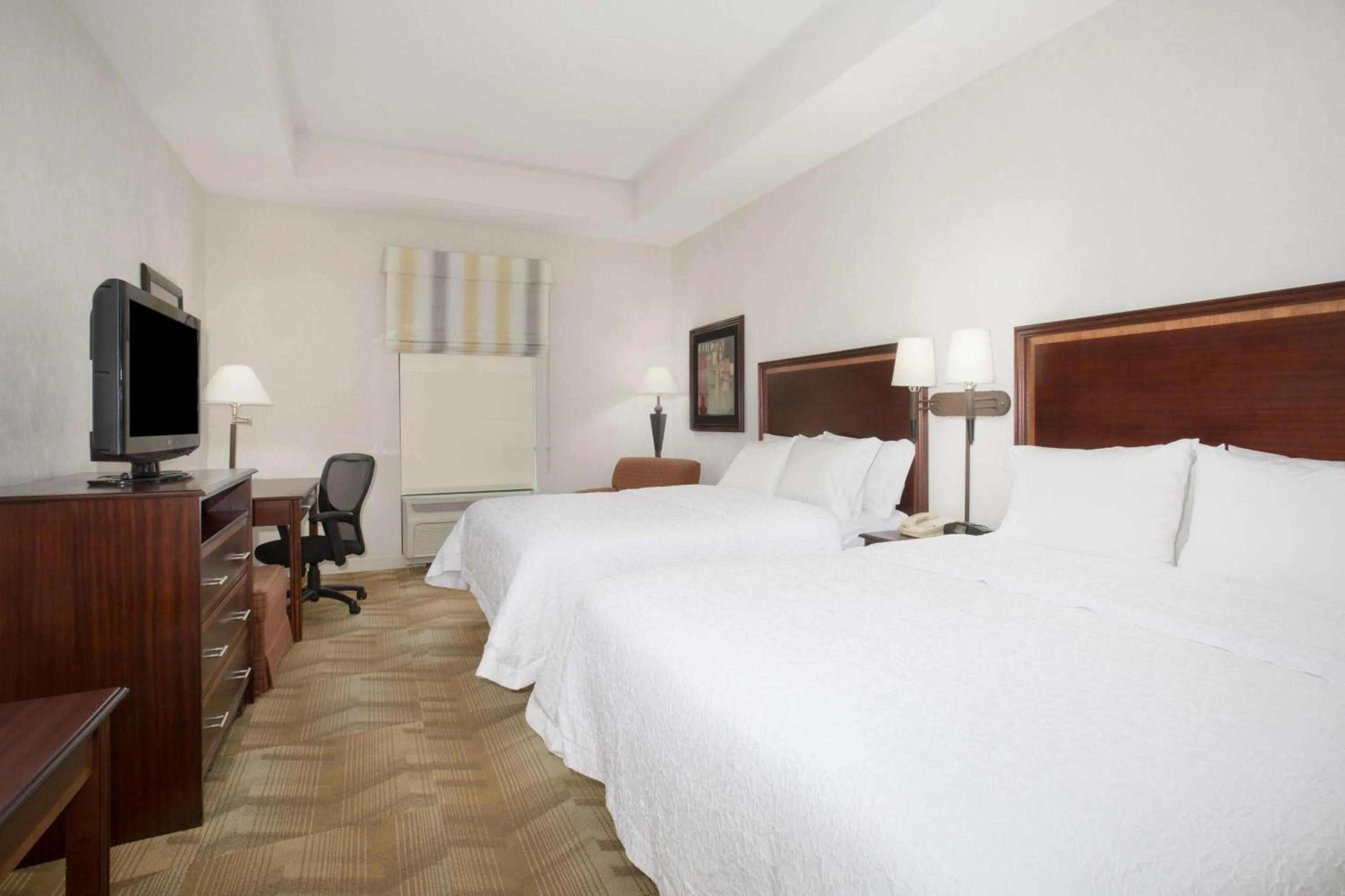 Bedroom, Bed in Hampton Inn Siloam Springs