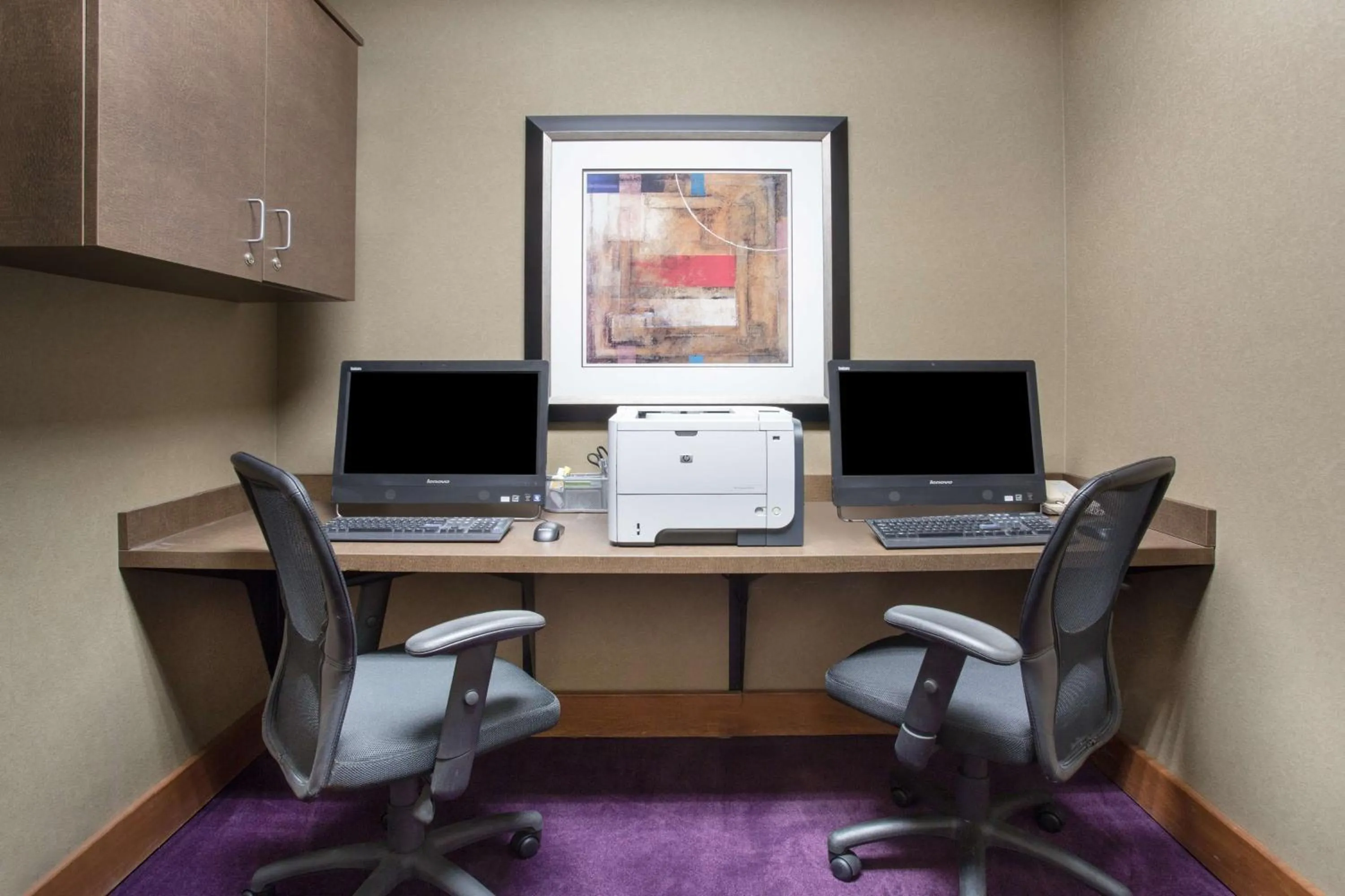 Business facilities in Hampton Inn Siloam Springs