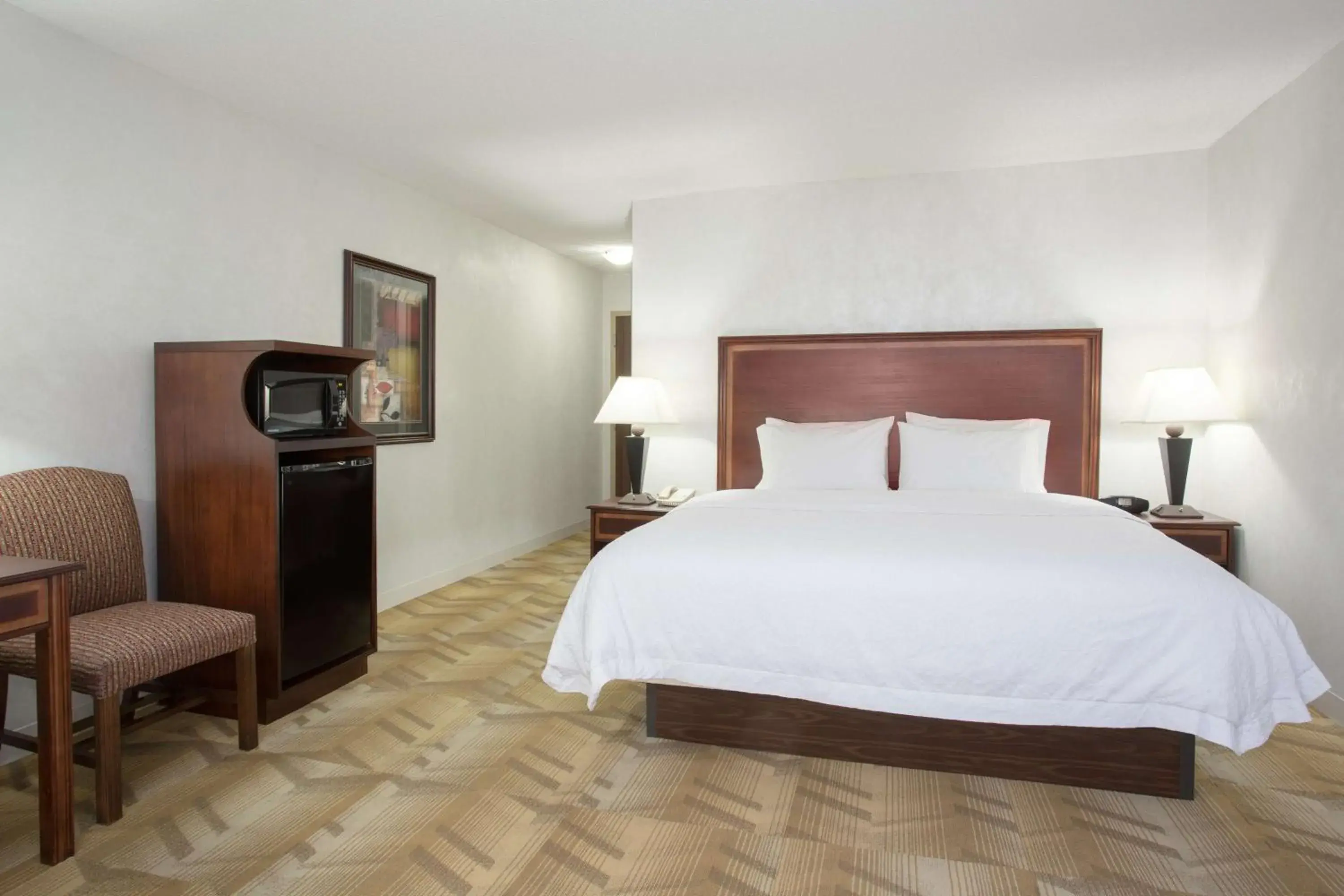 King Room - Hearing Access/Non-Smoking in Hampton Inn Siloam Springs King Room - Hearing Access/Non-Smoking in Hampton Inn Siloam Springs