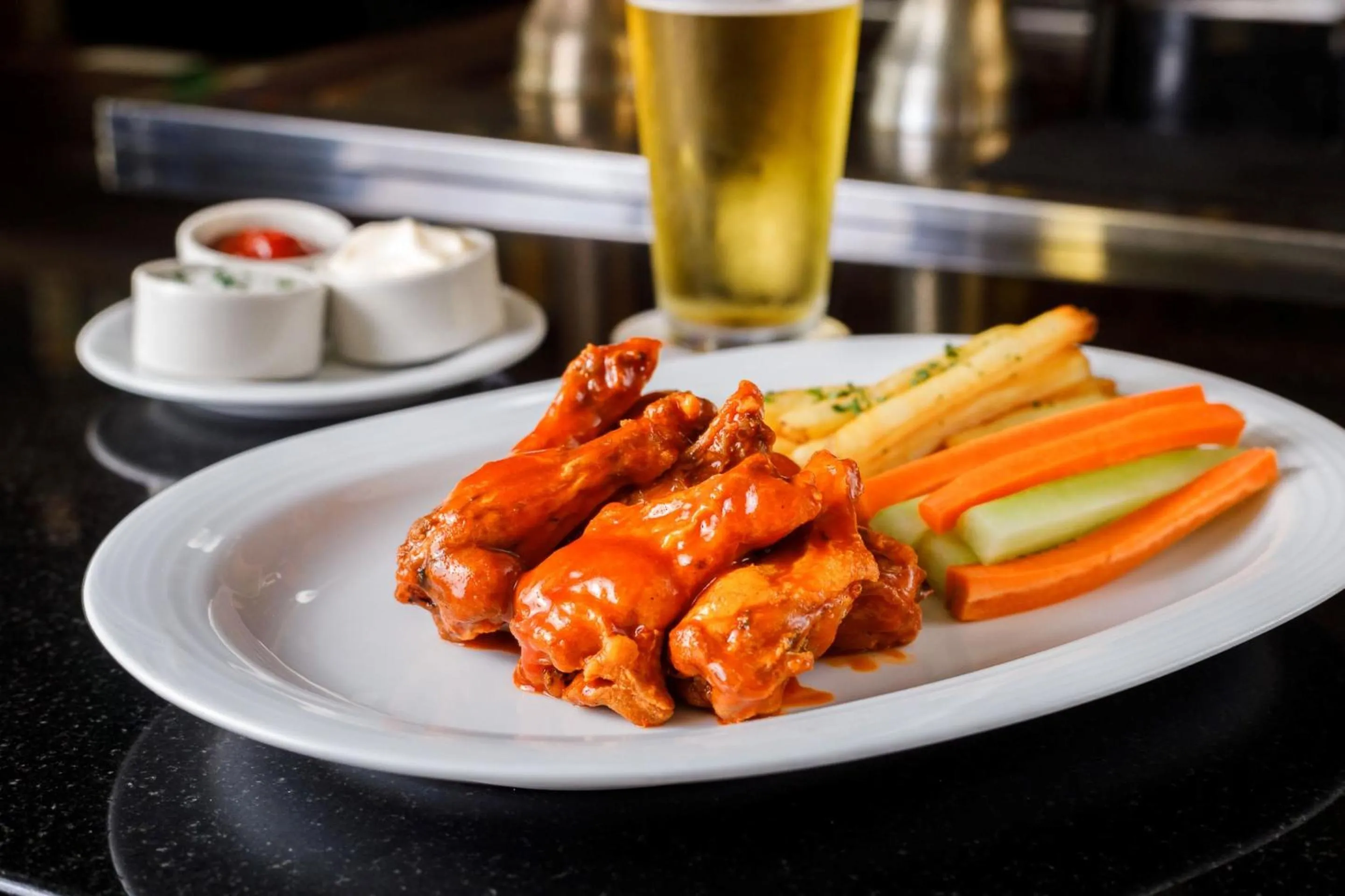 Lounge or bar in Real Inn Tijuana by Camino Real Hoteles