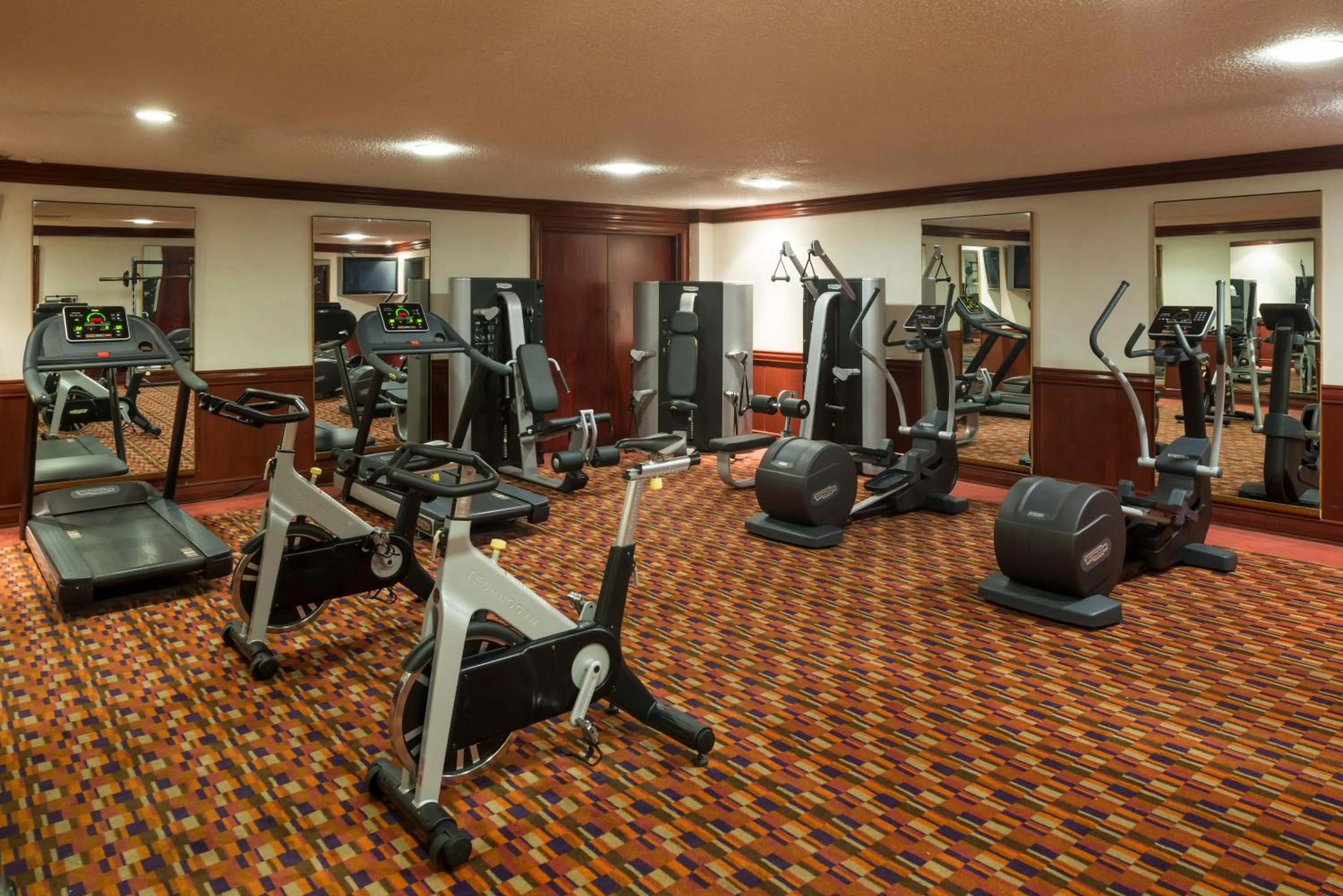 Fitness centre/facilities in Real Inn Tijuana by Camino Real Hoteles