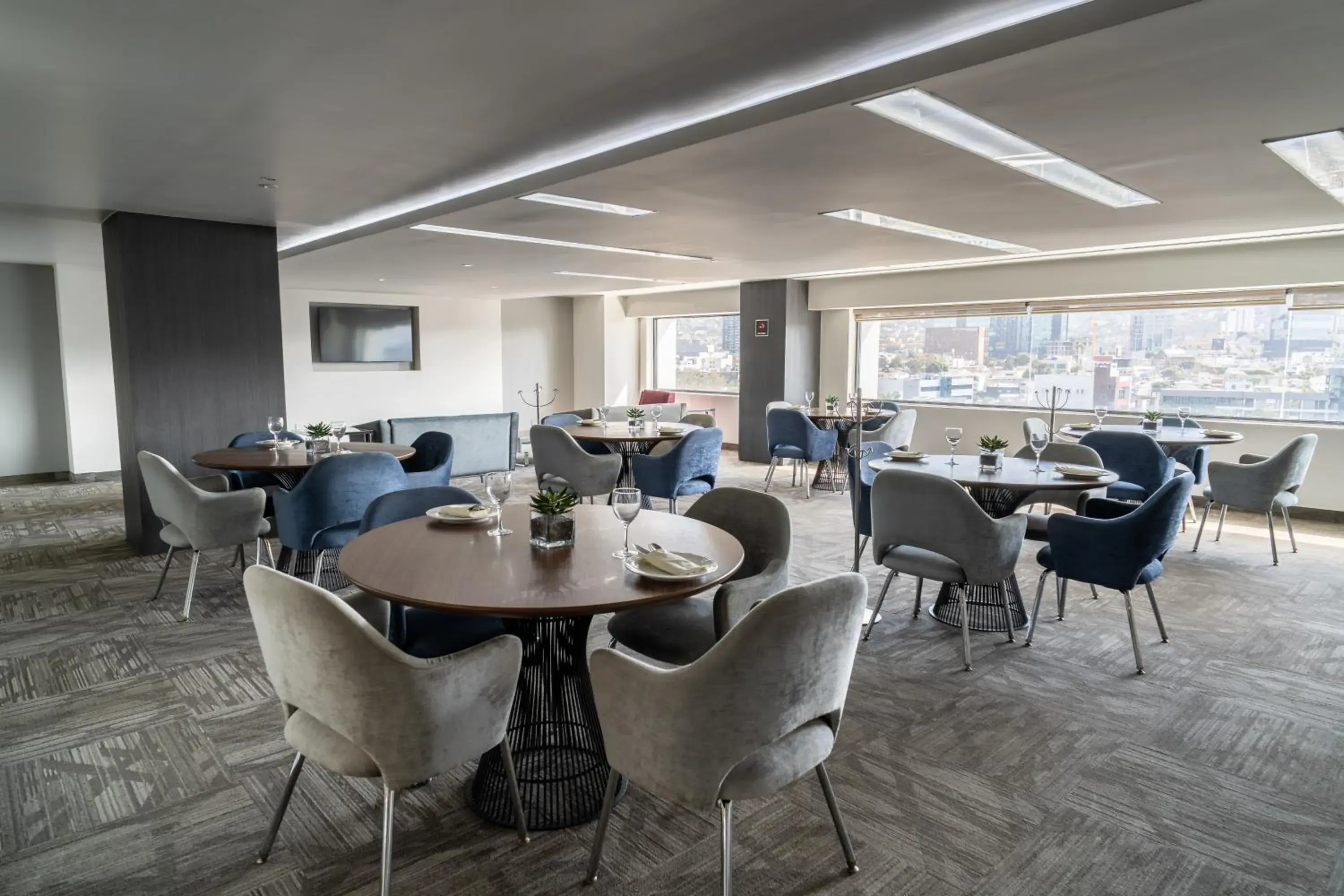 Executive Two Beds in Real Inn Tijuana by Camino Real Hoteles Executive Two Beds in Real Inn Tijuana by Camino Real Hoteles