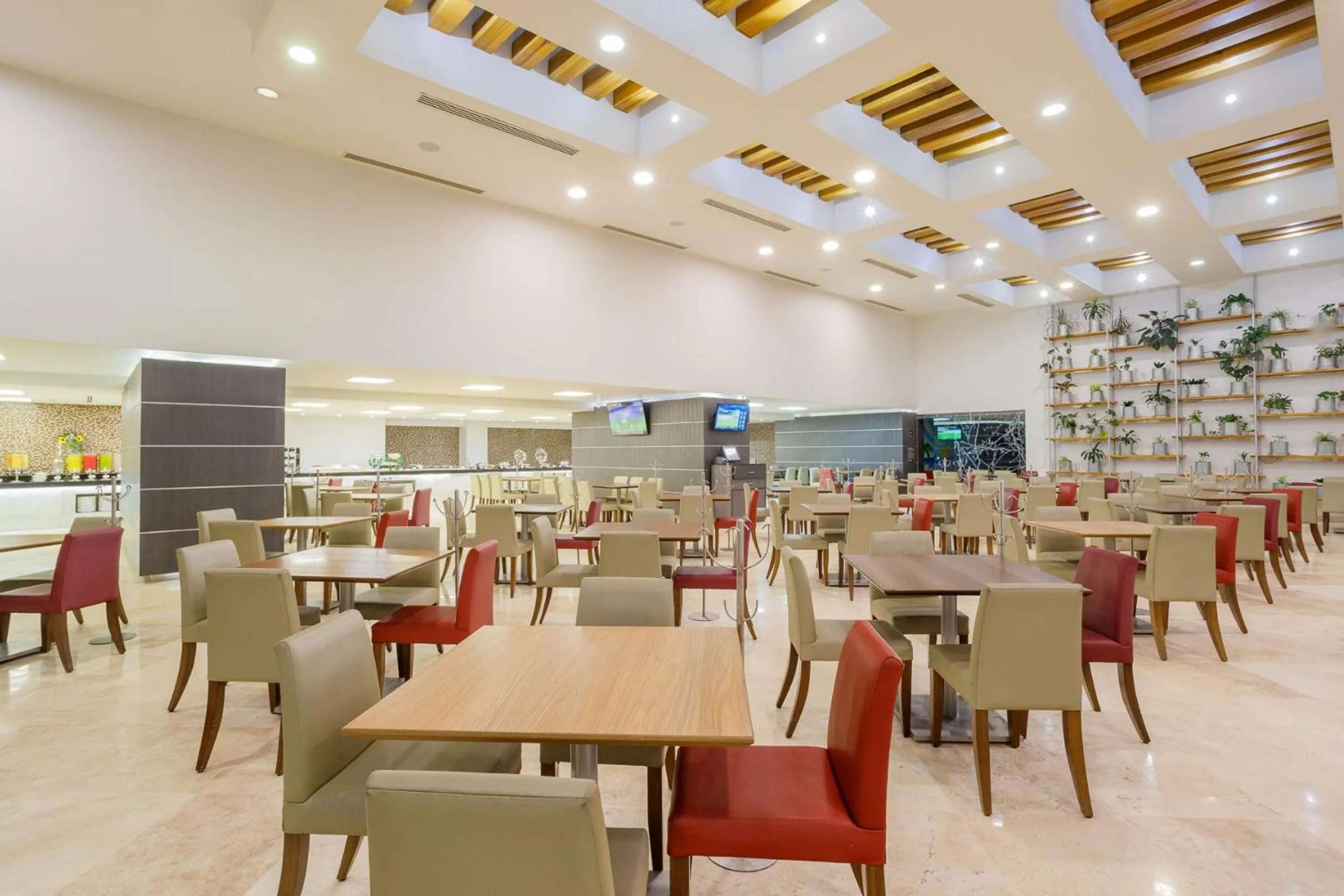 Restaurant/places to eat in Real Inn Tijuana by Camino Real Hoteles