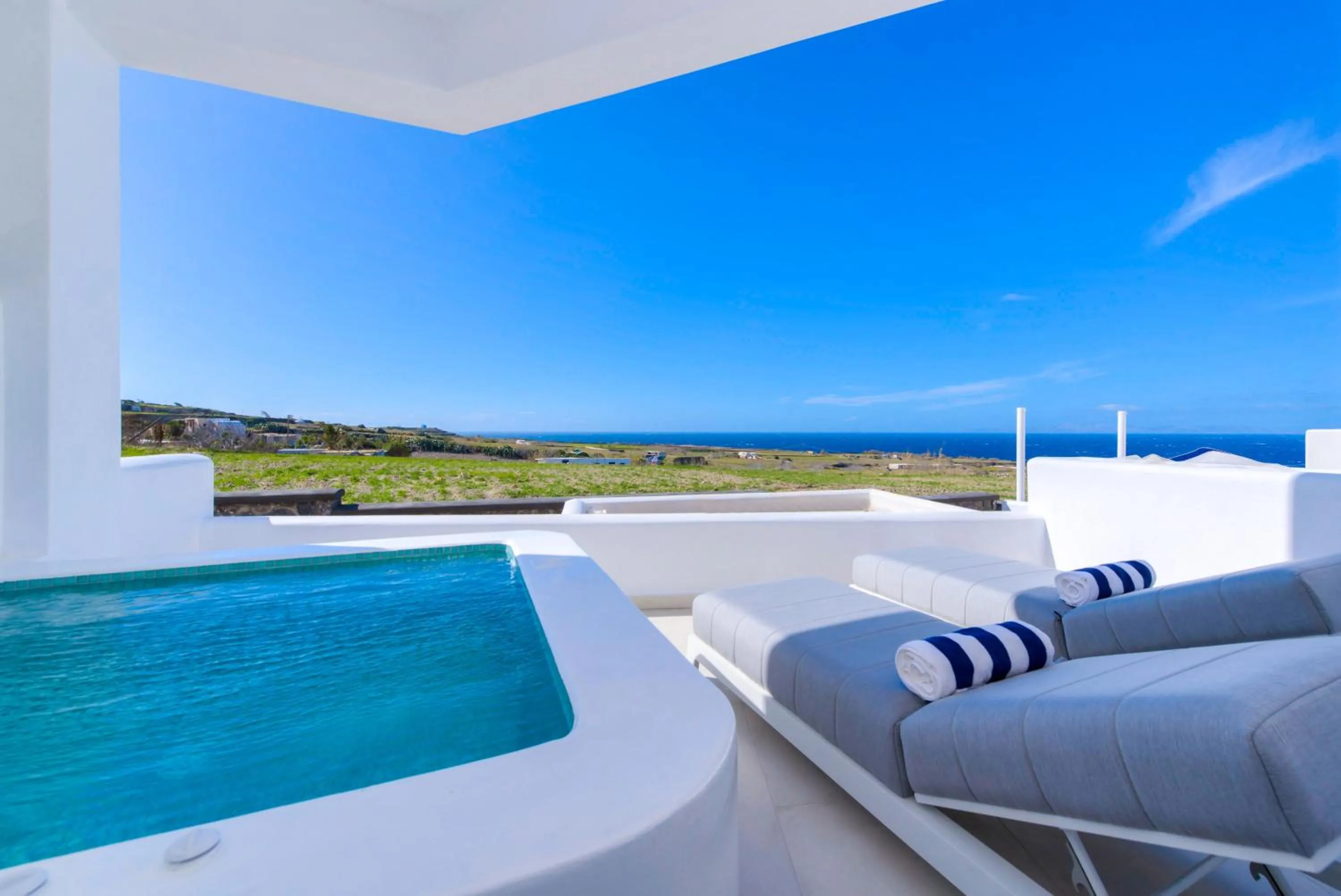 Hot Tub in Myst Boutique Hotel