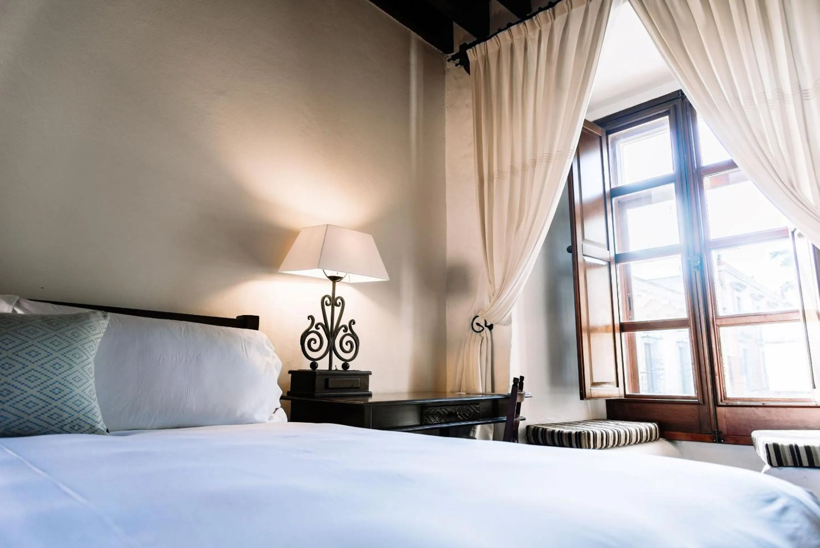 Bedroom, Bed in Quinta Real Oaxaca