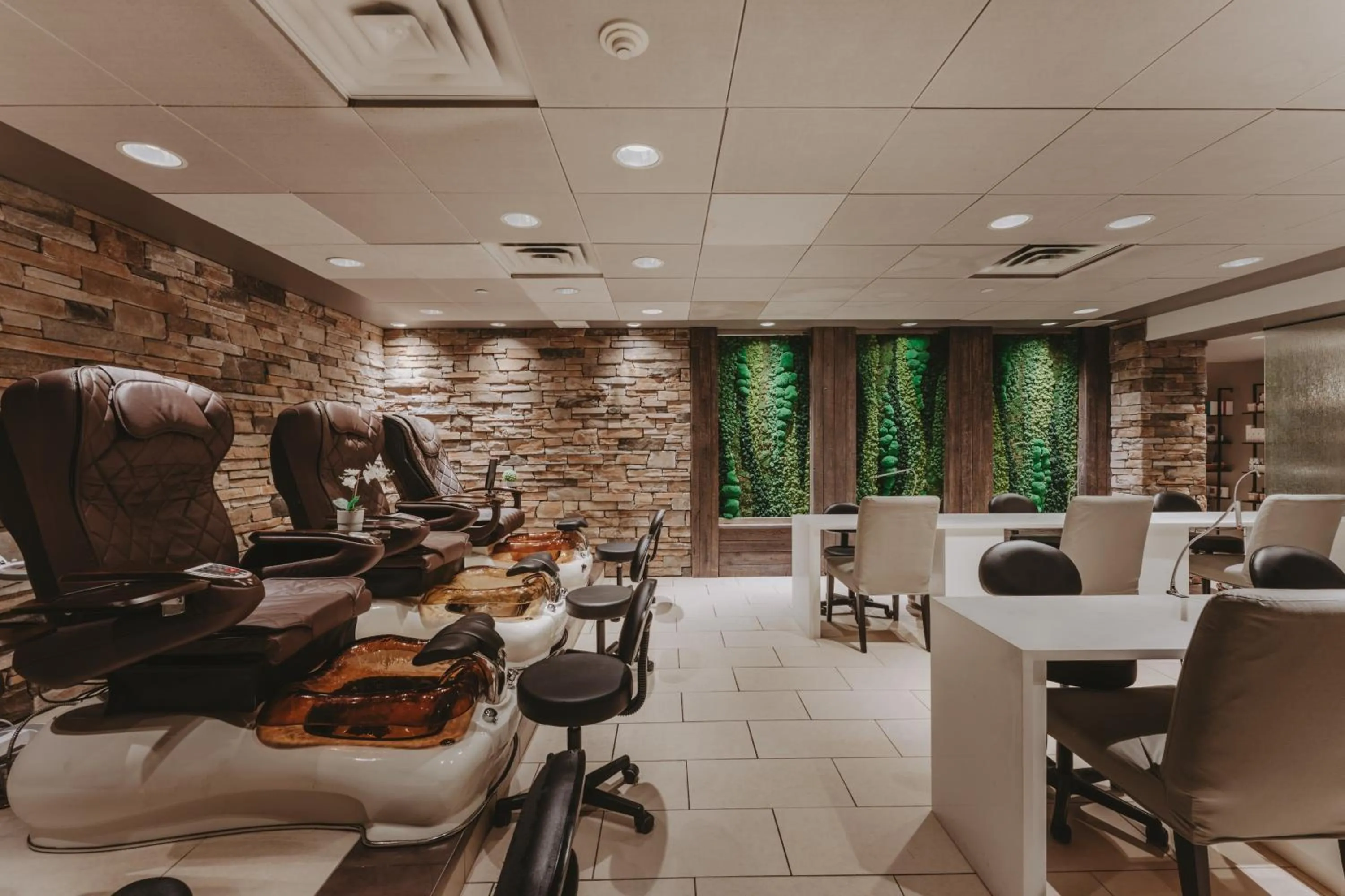 Spa and wellness centre/facilities in Pillar and Post Inn & Spa