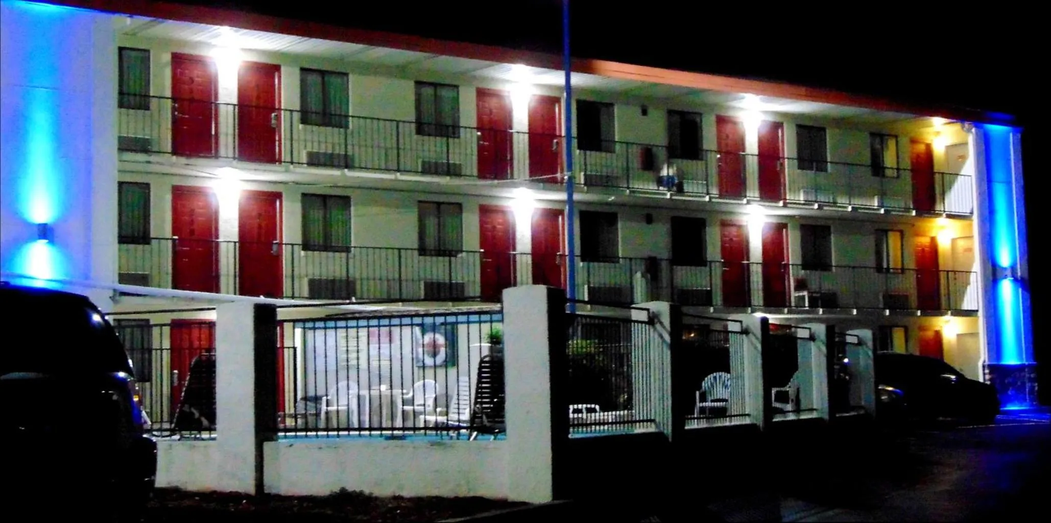 Property building in Somatel Nashville Airport