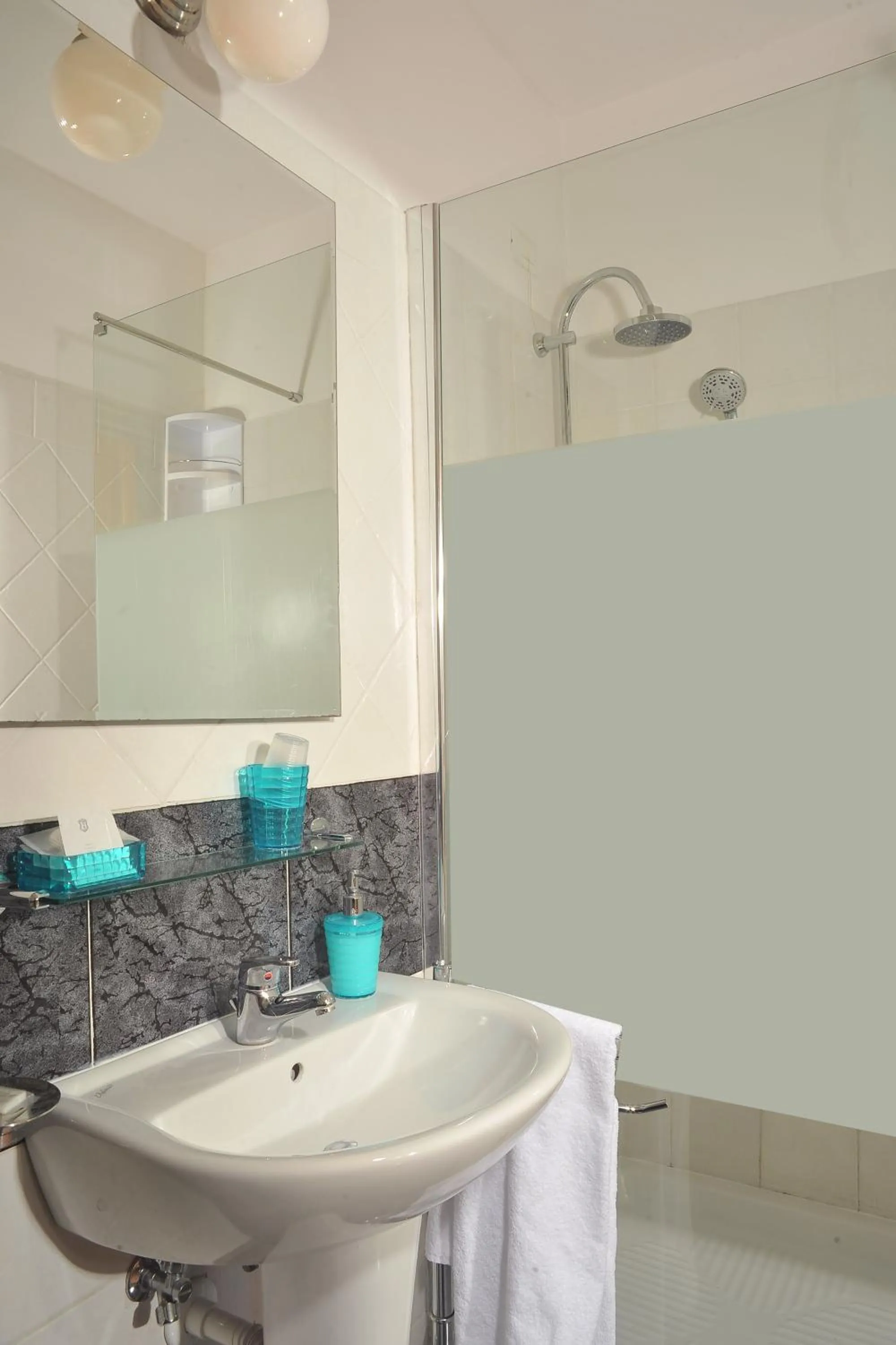 Bathroom in Locanda al Viminale