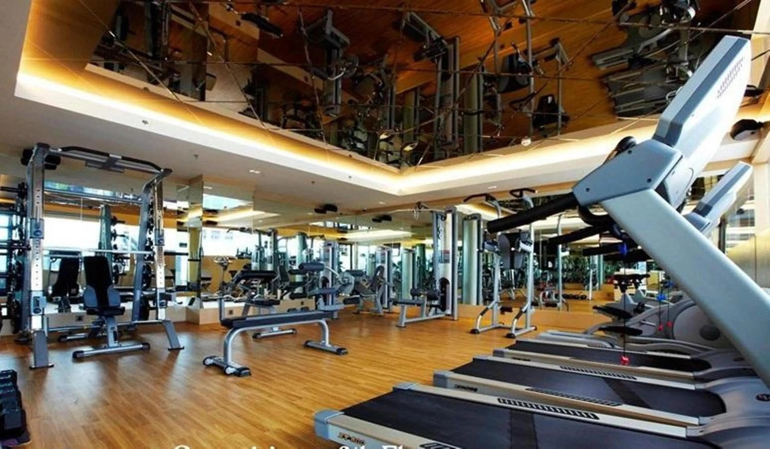 Fitness centre/facilities in Horizon Hotel