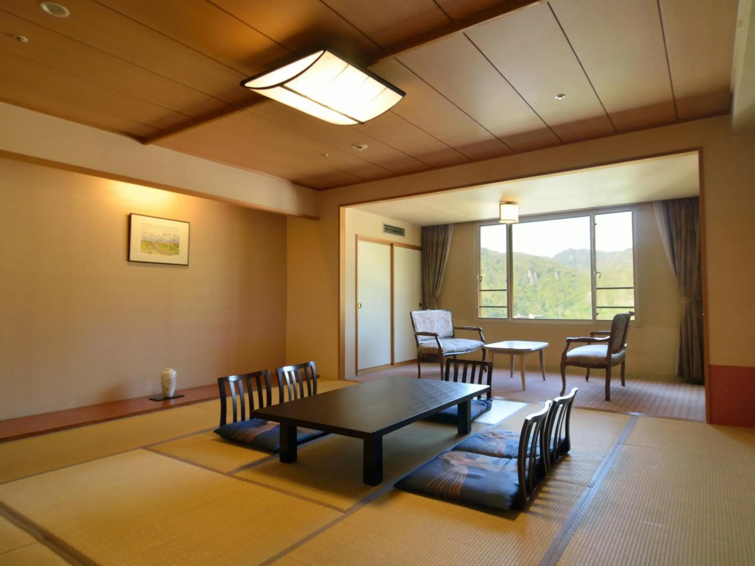 Japanese-Style Room with Private Bathroom 2-6 Adults - Non-Smoking in Jozankei Manseikaku Hotel Milione Japanese-Style Room with Private Bathroom 2-6 Adults - Non-Smoking in Jozankei Manseikaku Hotel Milione