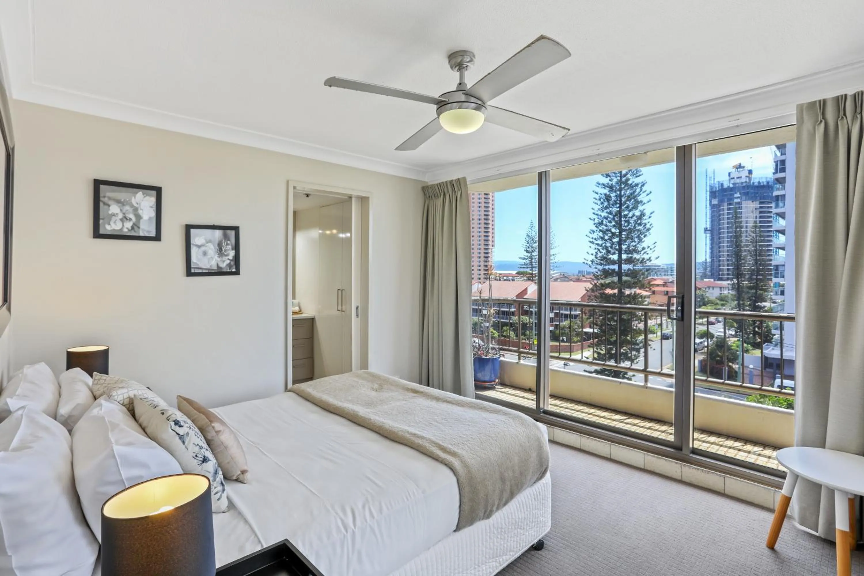 Photo of the whole room, Bed in Boulevard North Holiday Apartments
