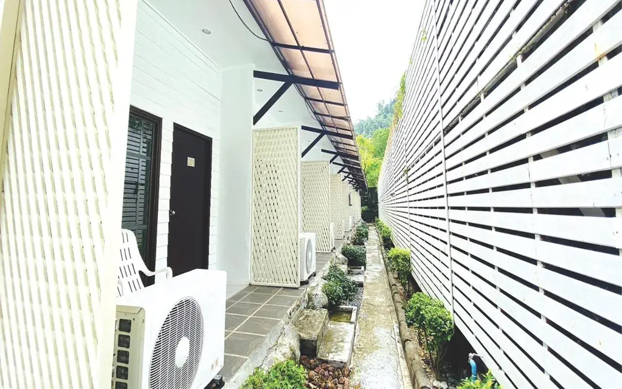 Standard Twin Room in Koh Hai Fantasy Resort & Spa Standard Twin Room in Koh Hai Fantasy Resort & Spa