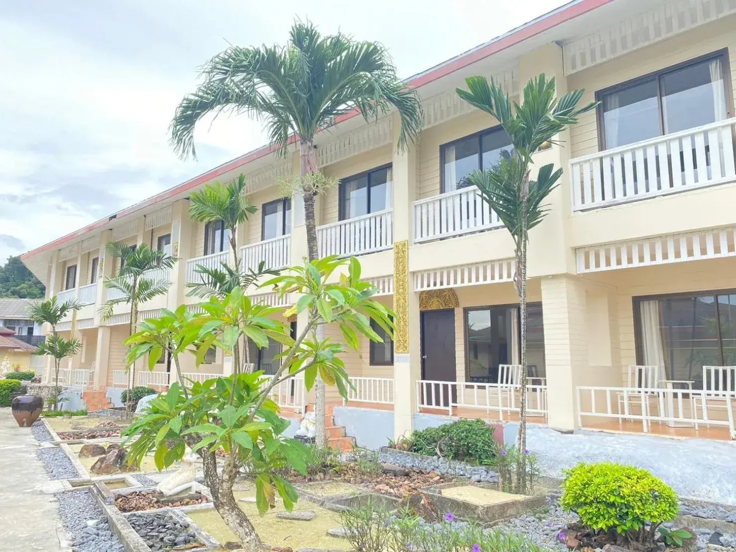 Deluxe Family Room in Koh Hai Fantasy Resort & Spa Deluxe Family Room in Koh Hai Fantasy Resort & Spa