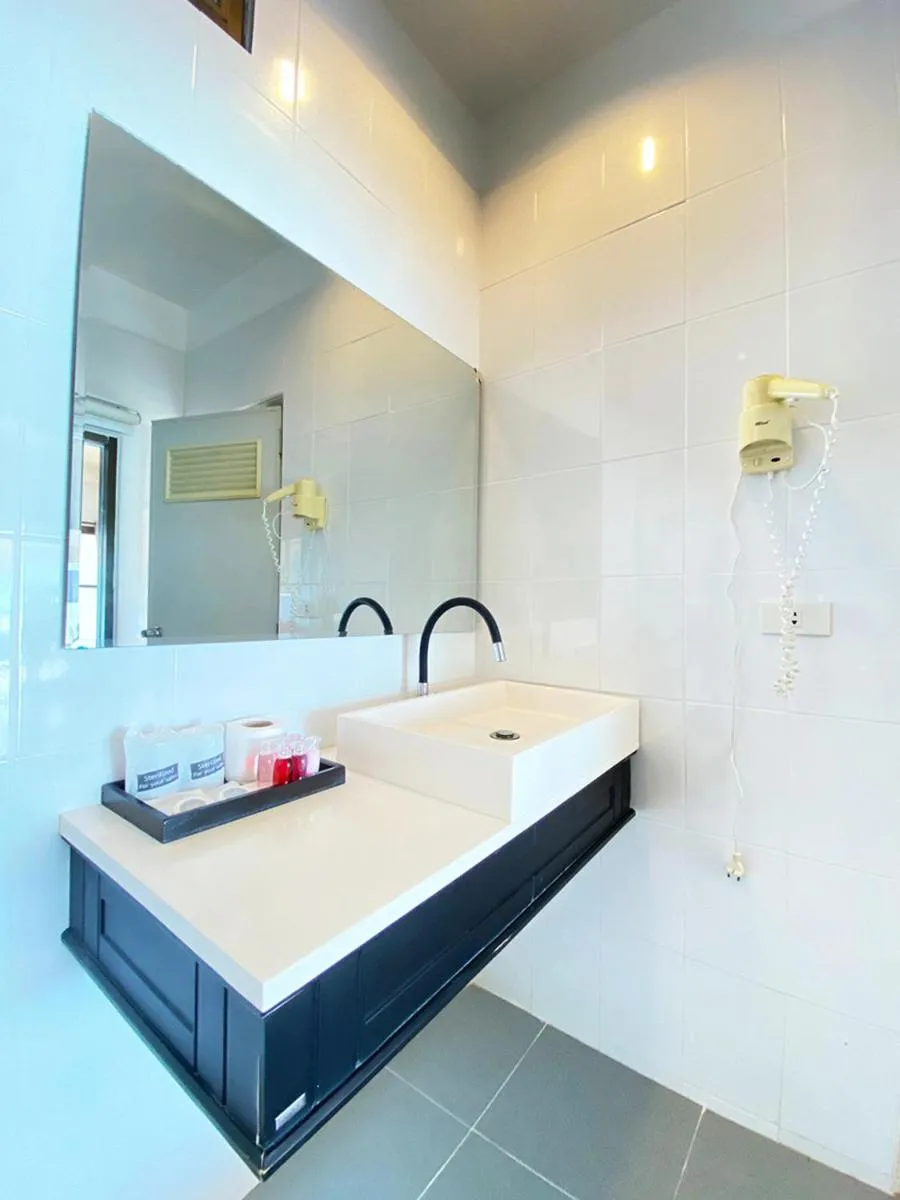 Bed in Koh Hai Fantasy Resort & Spa