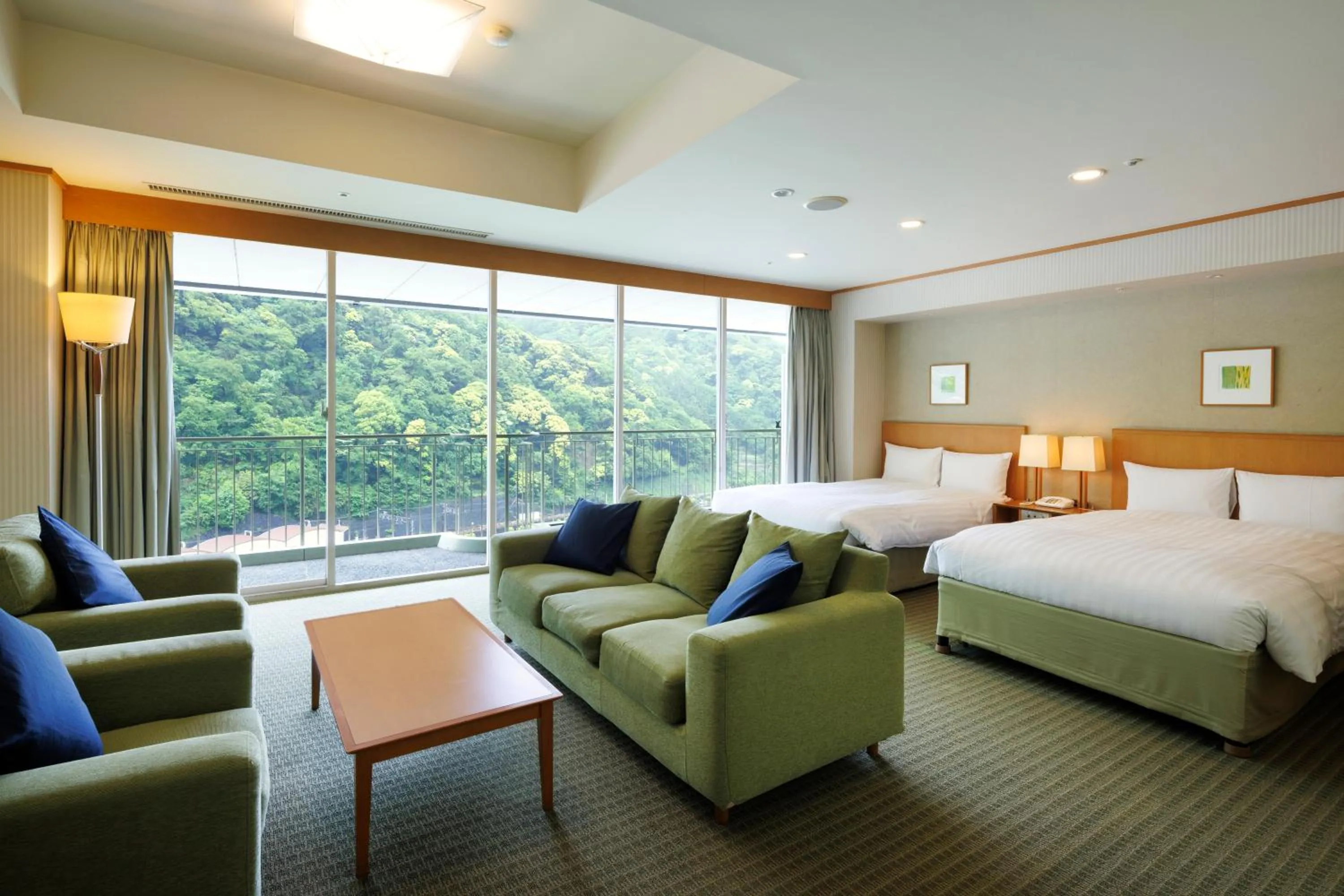 Photo of the whole room, Bed in Yumoto Fujiya Hotel