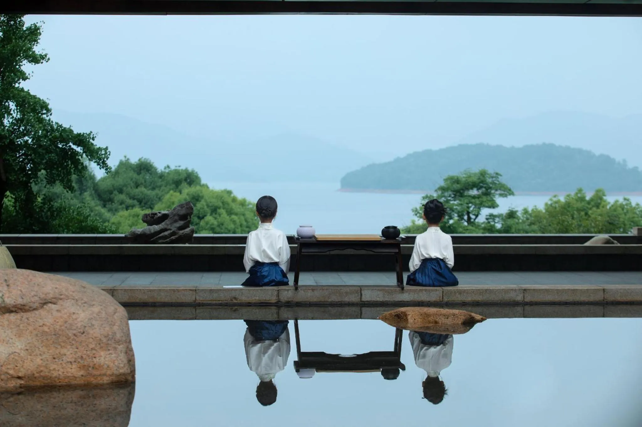 Lobby or reception in InterContinental One Thousand Island Lake Resort, an IHG Hotel