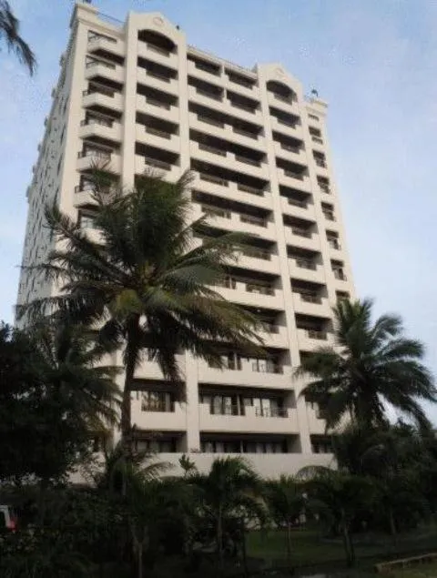 Property building in Aquarius Beach Tower