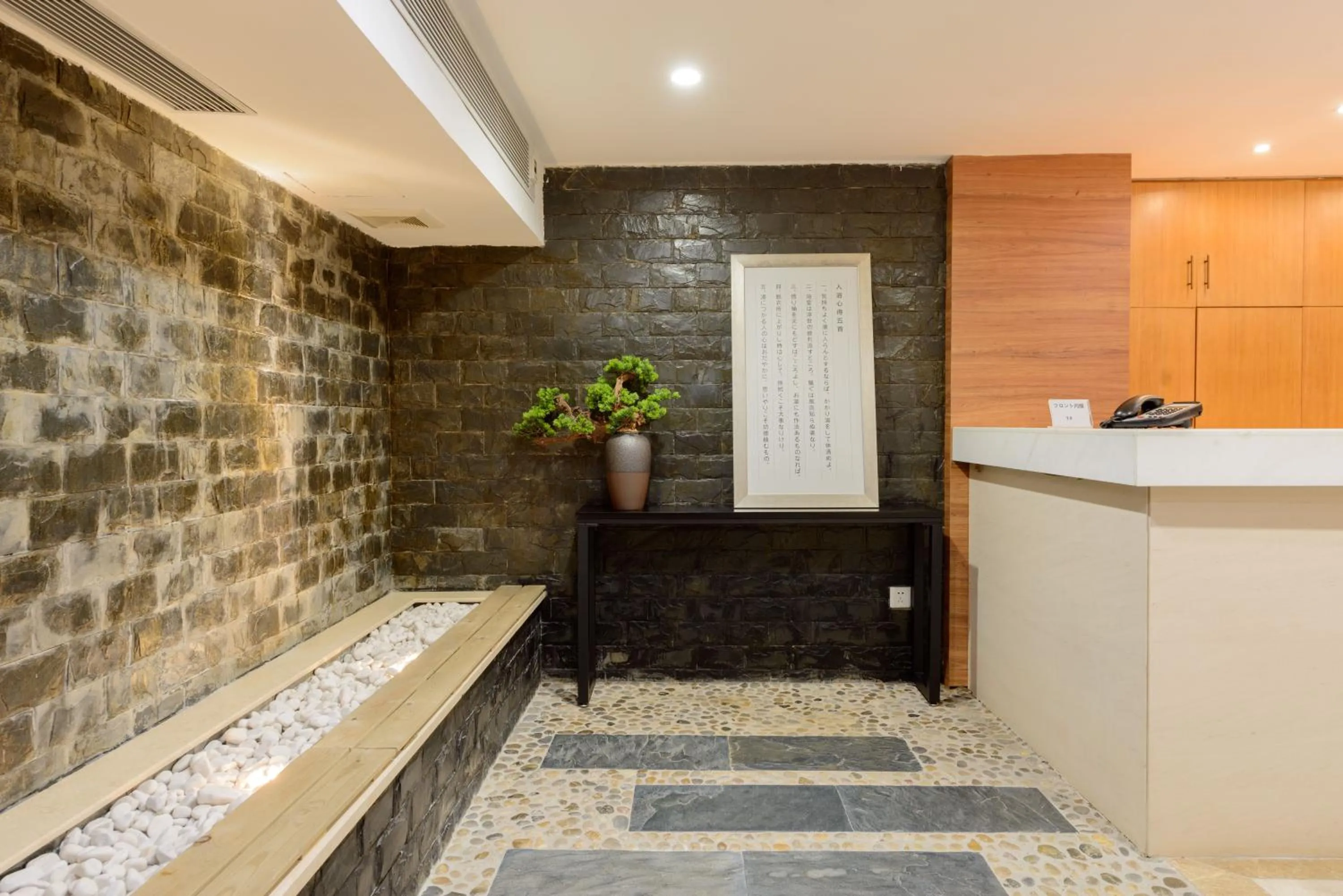 Swimming pool in 广州友和酒店Yuwa Hotel-Free Shuttle Bus to Canton Fair Complex DuringCanton Fair Period