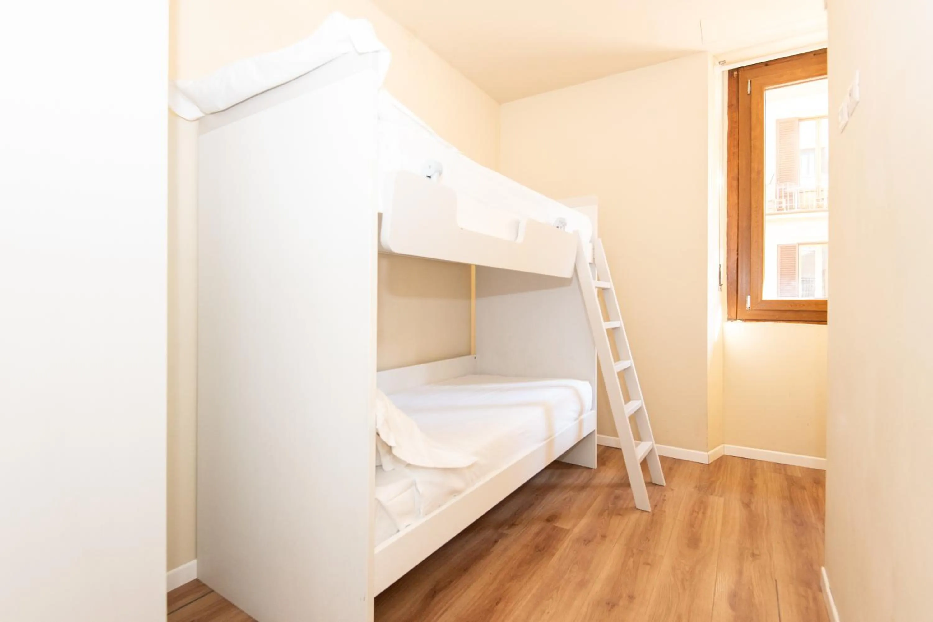 Bedroom in Donatello Apartments by Firenze Prestige