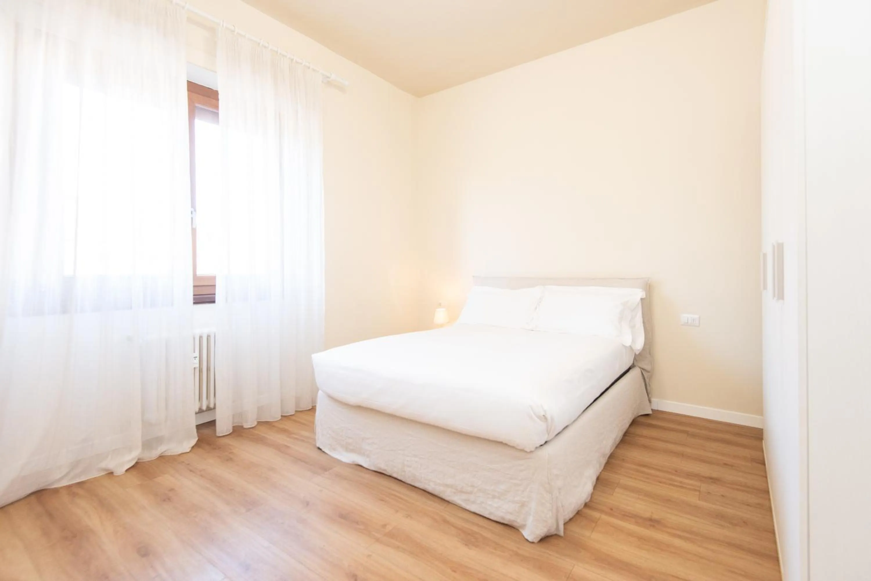 Bedroom in Donatello Apartments by Firenze Prestige