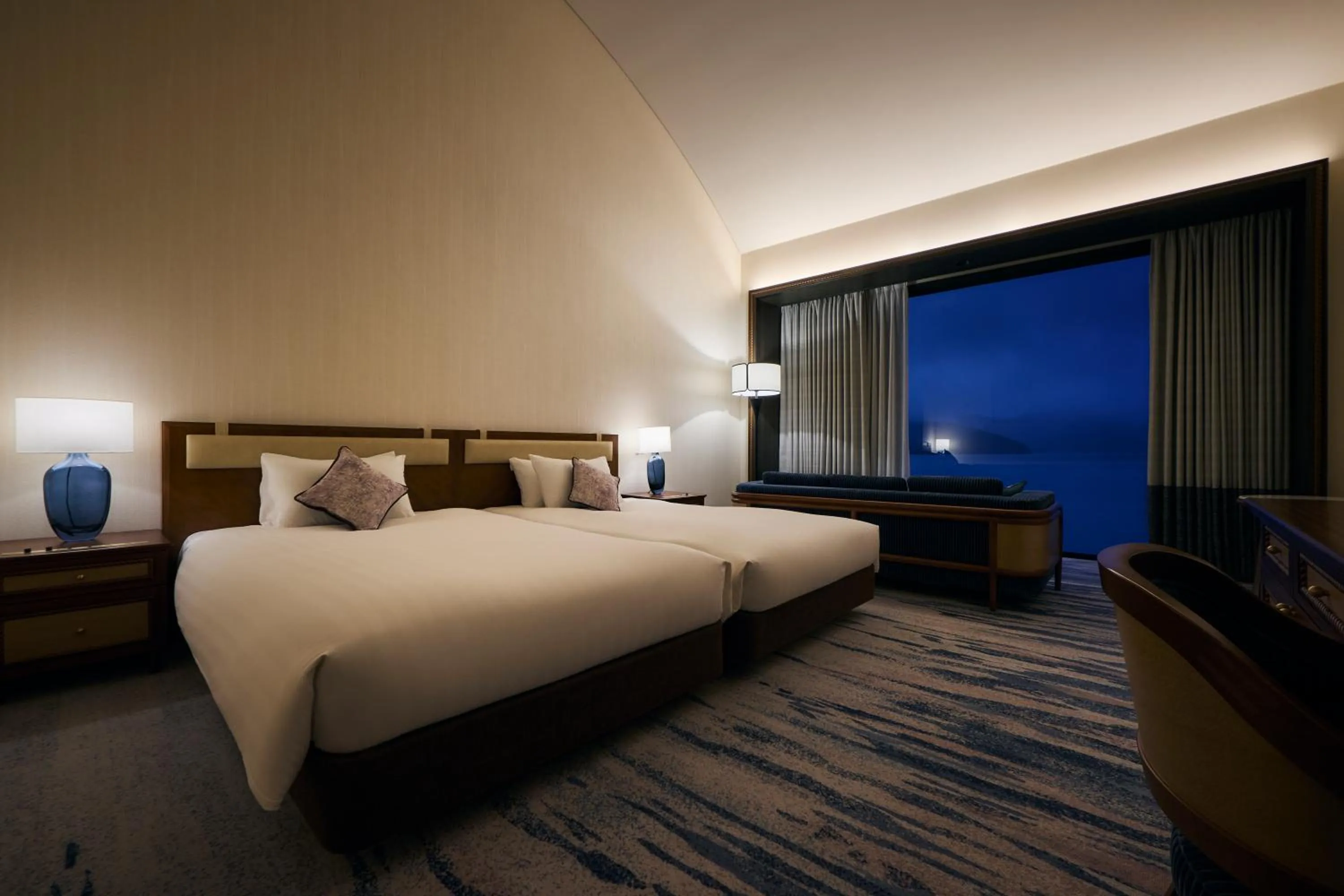 Photo of the whole room, Bed in Hakone Hotel