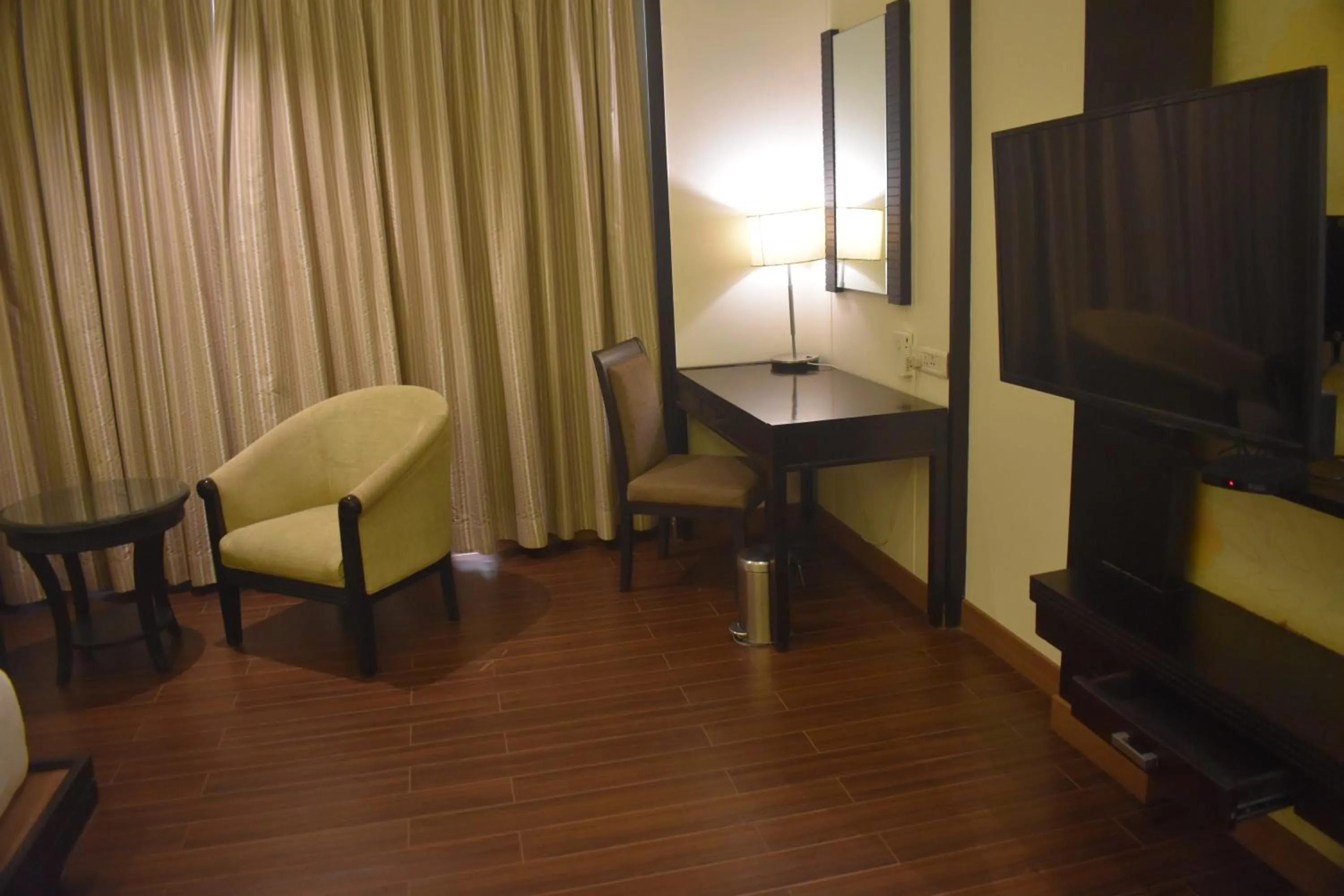 TV and multimedia in Royal Orchid Central, Shimoga