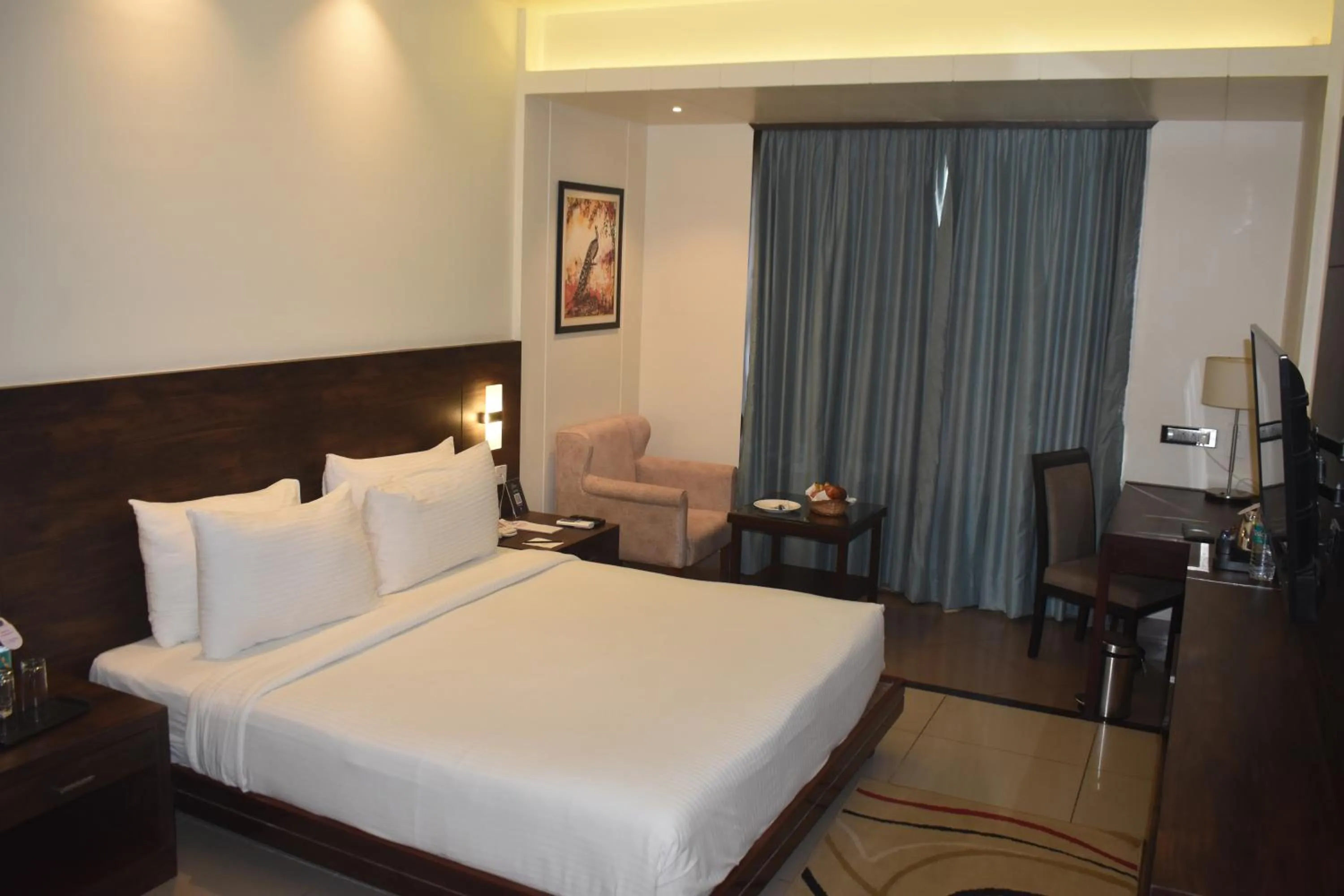 Bed in Royal Orchid Central, Shimoga