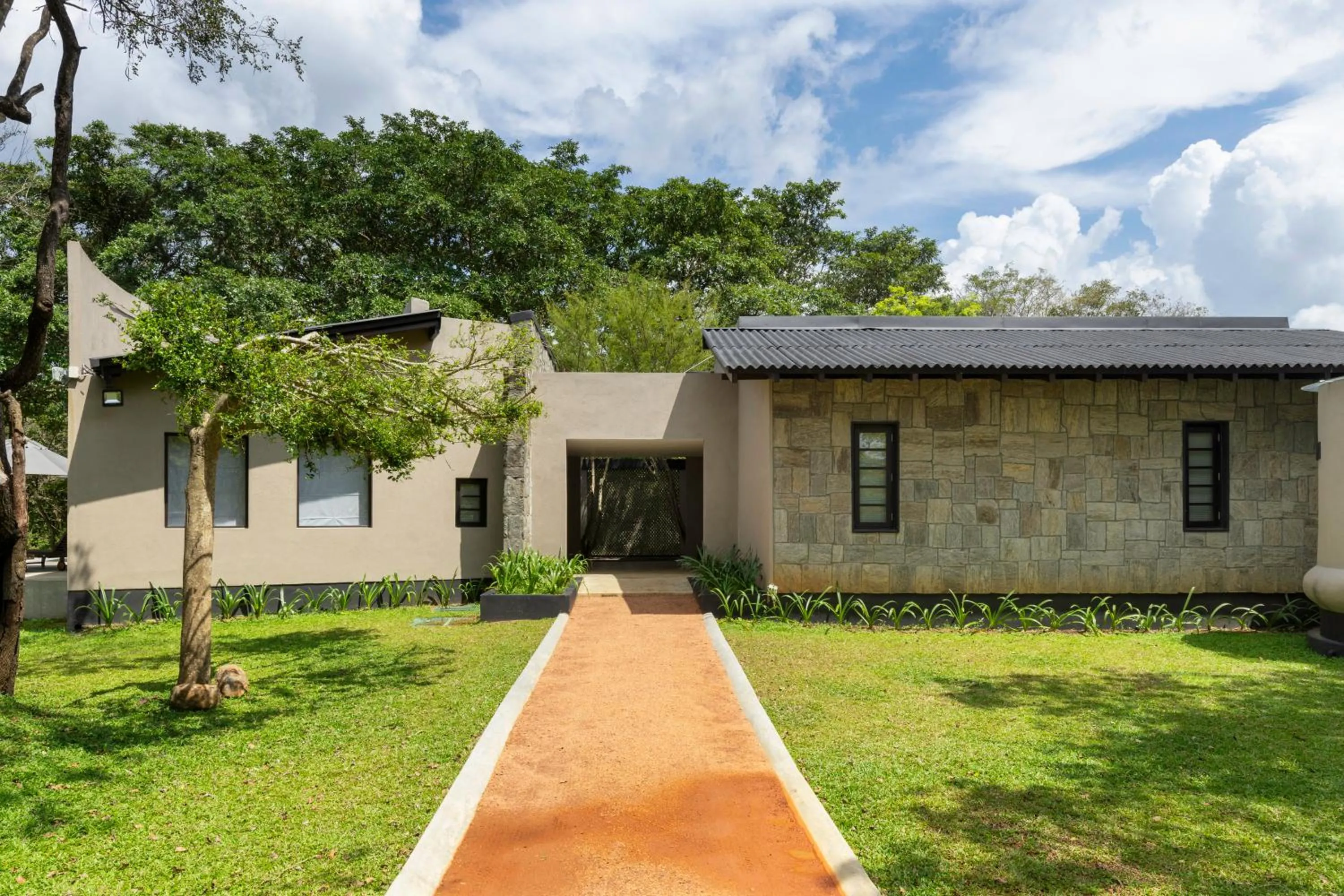 Property building in Ayugiri Ayurveda Wellness Resort Sigiriya