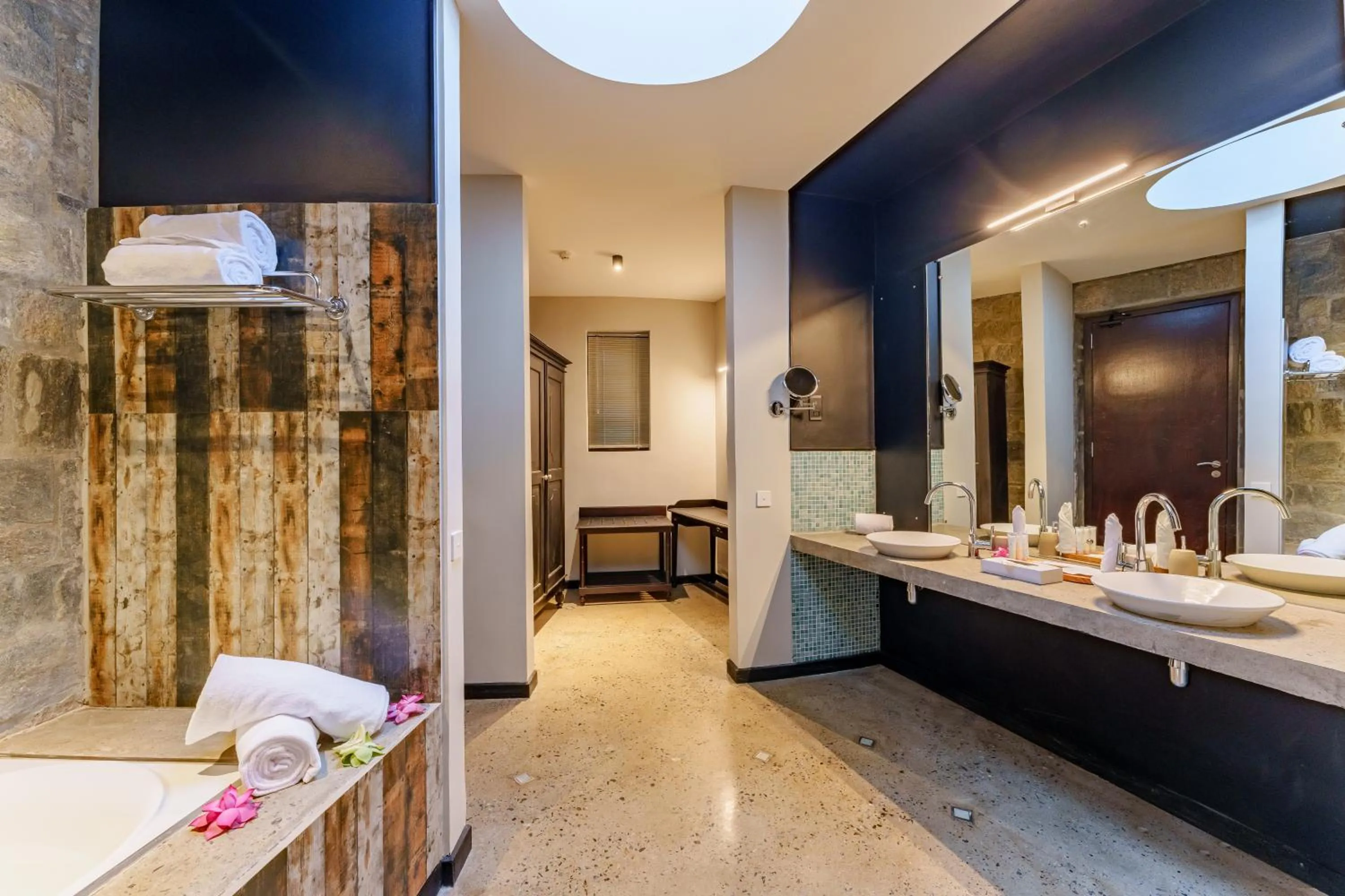 Bathroom in Ayugiri Ayurveda Wellness Resort Sigiriya