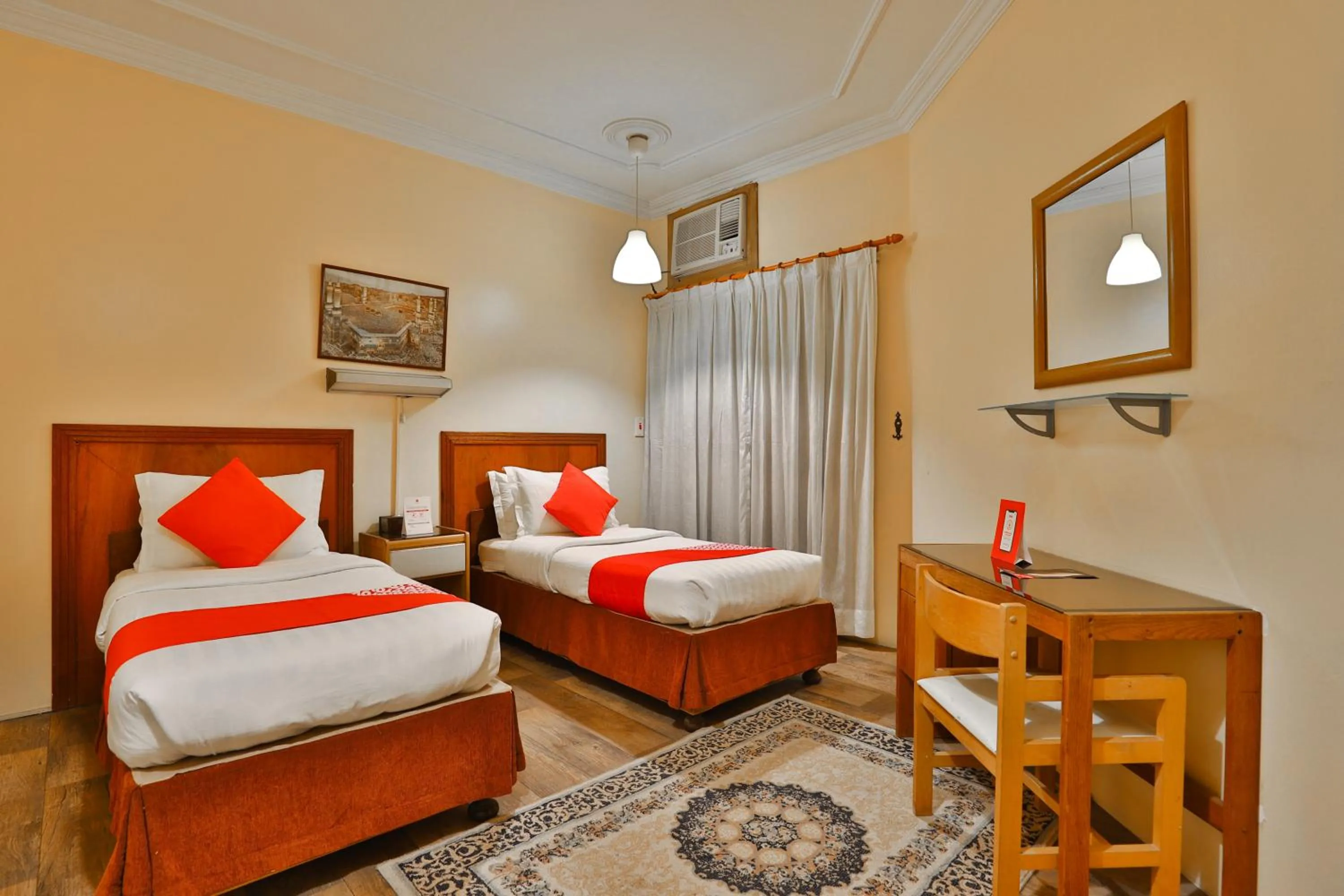 Bedroom in OYO 350 Dar Almadinah