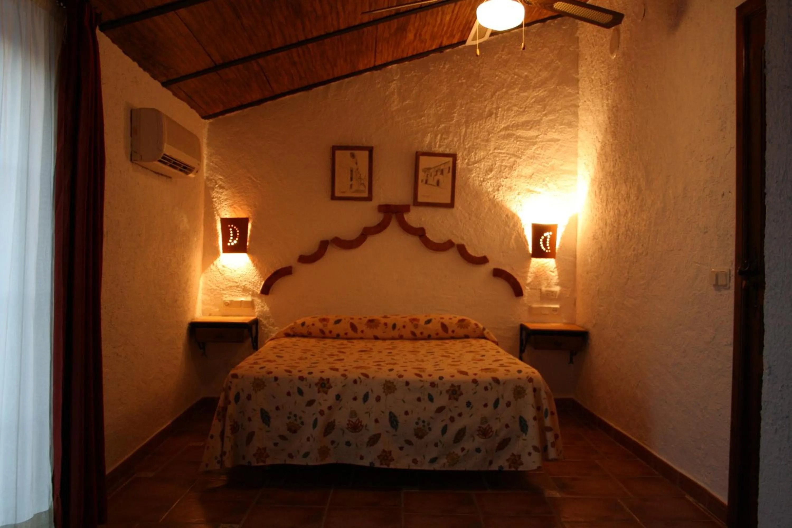 Bed in Hotel Rural El Cortijo