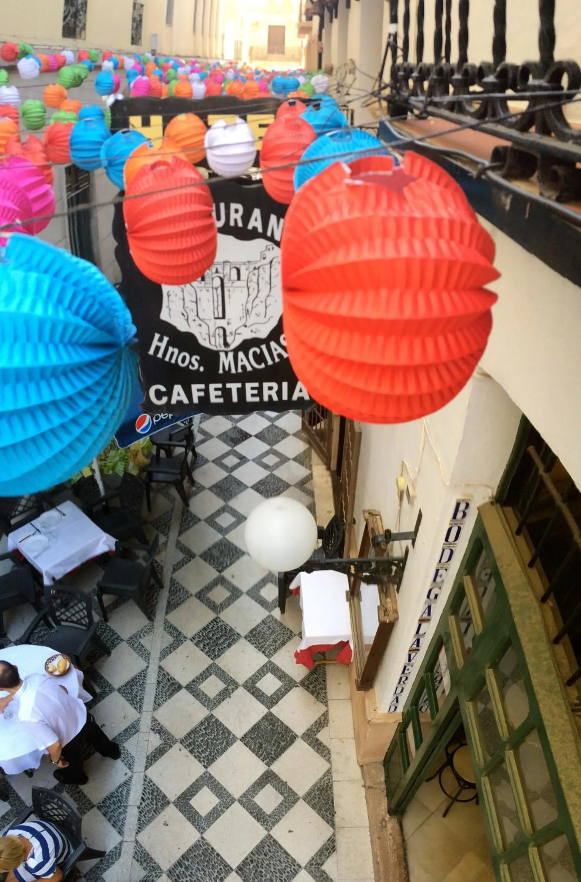 Restaurant/places to eat in Hotel Hermanos Macias