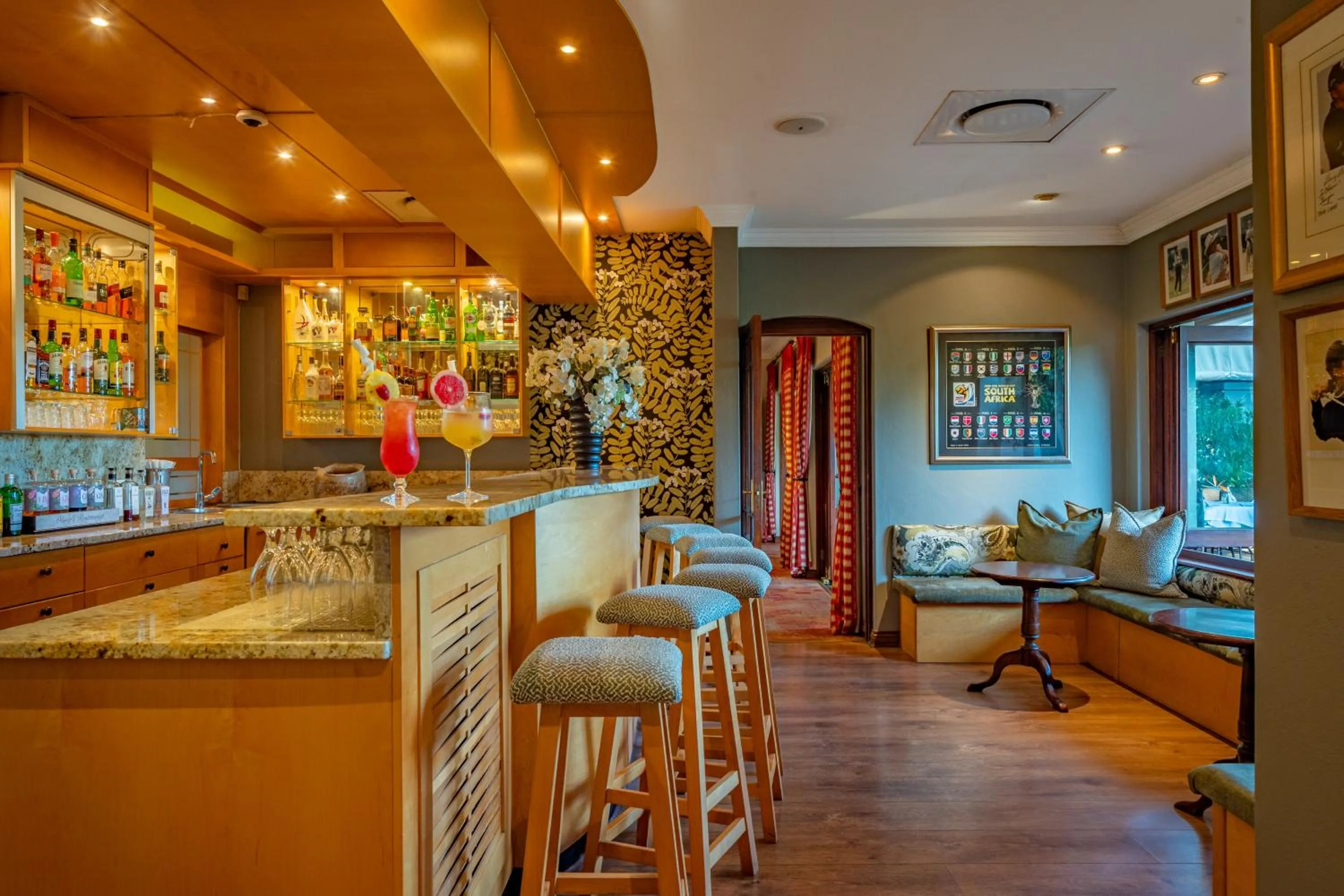 Lounge or bar in Oliver`s