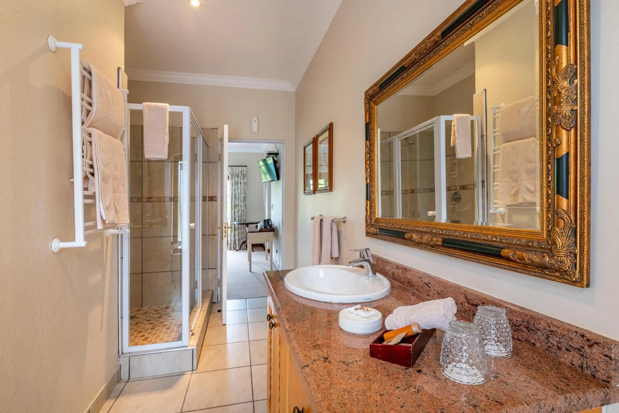 Bathroom in Oliver`s