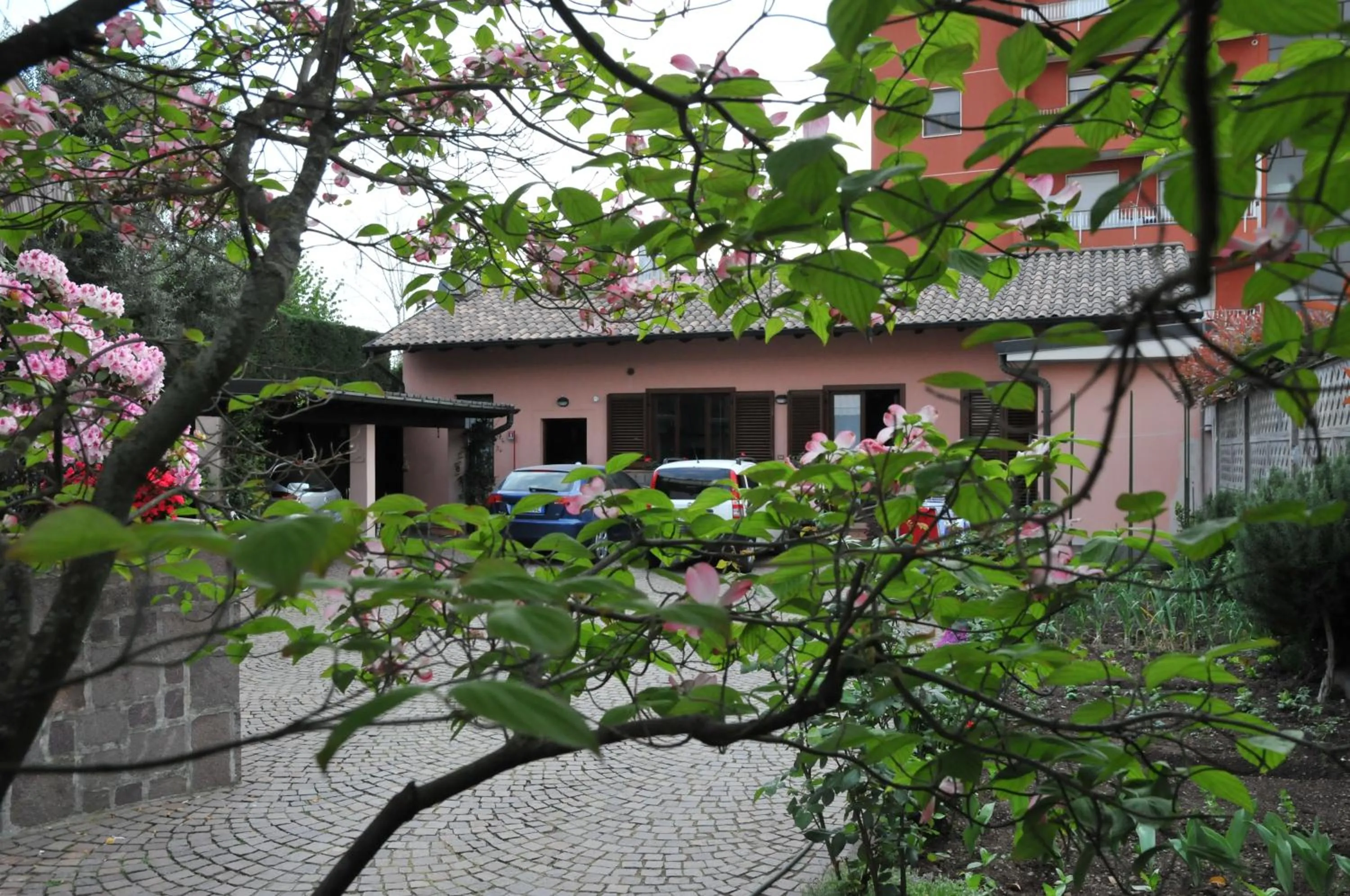 Property building in 3per3