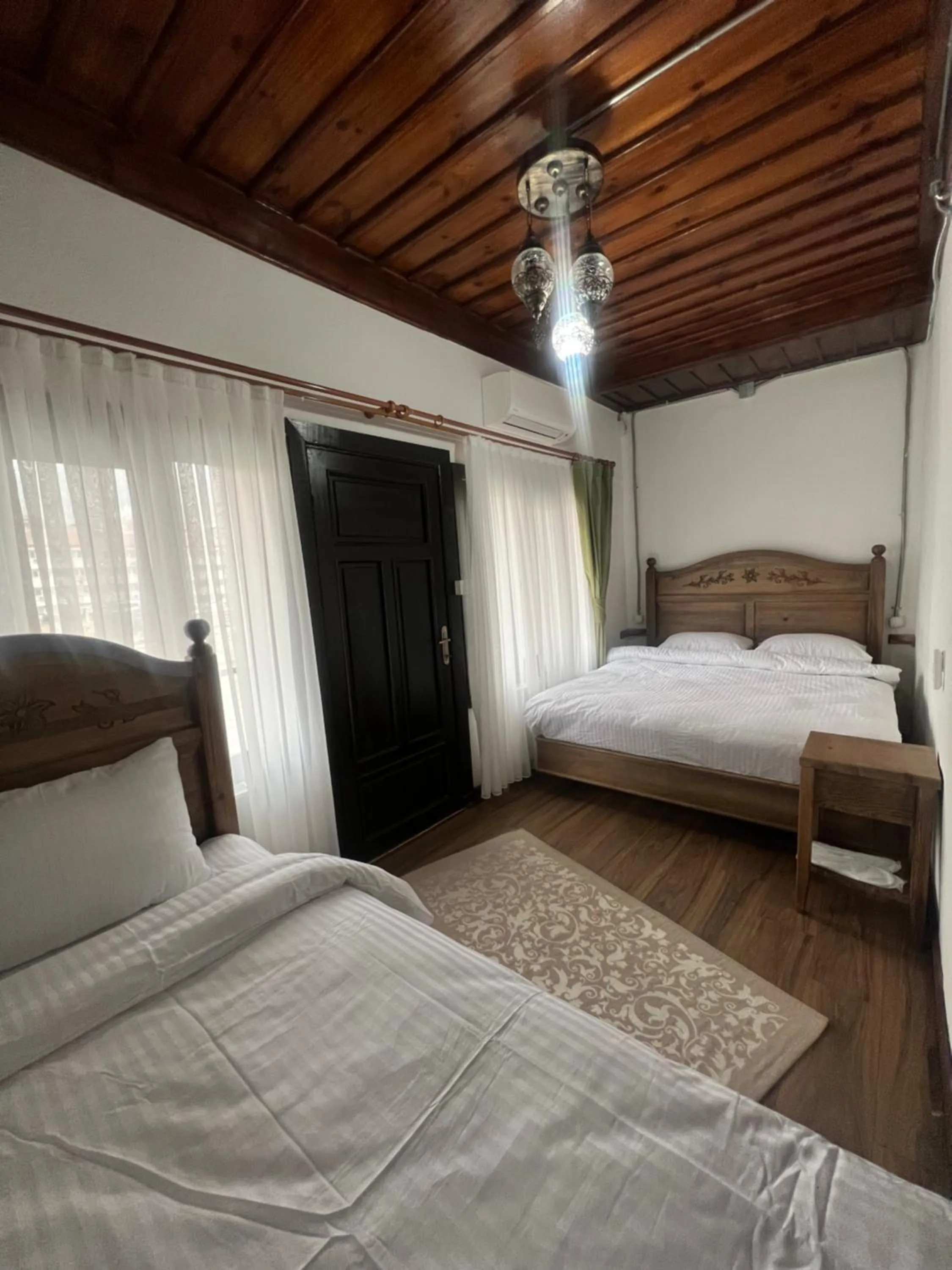 Bed in Ziyagil Konağı