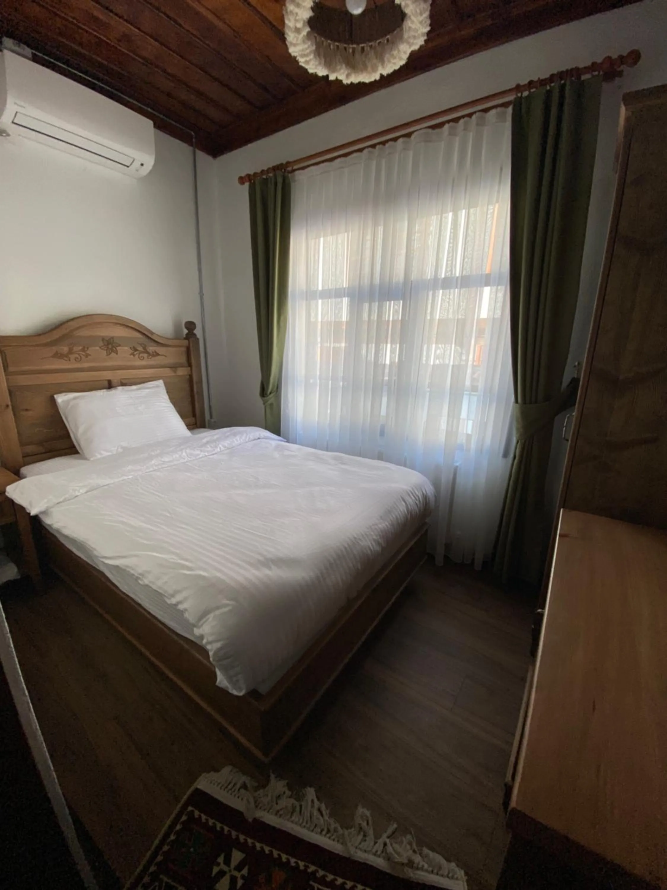 Bed in Ziyagil Konağı