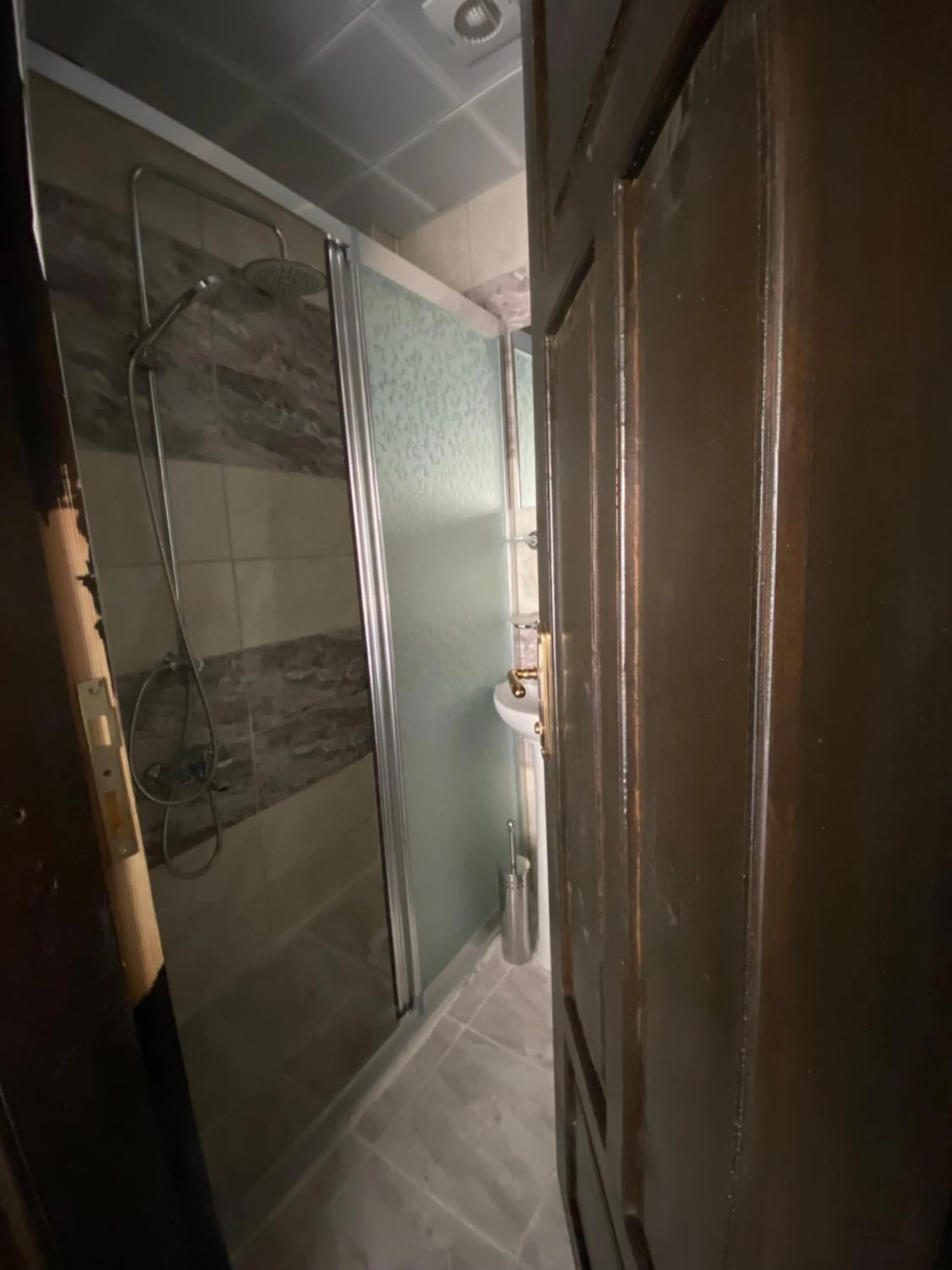 Shower in Ziyagil Konağı