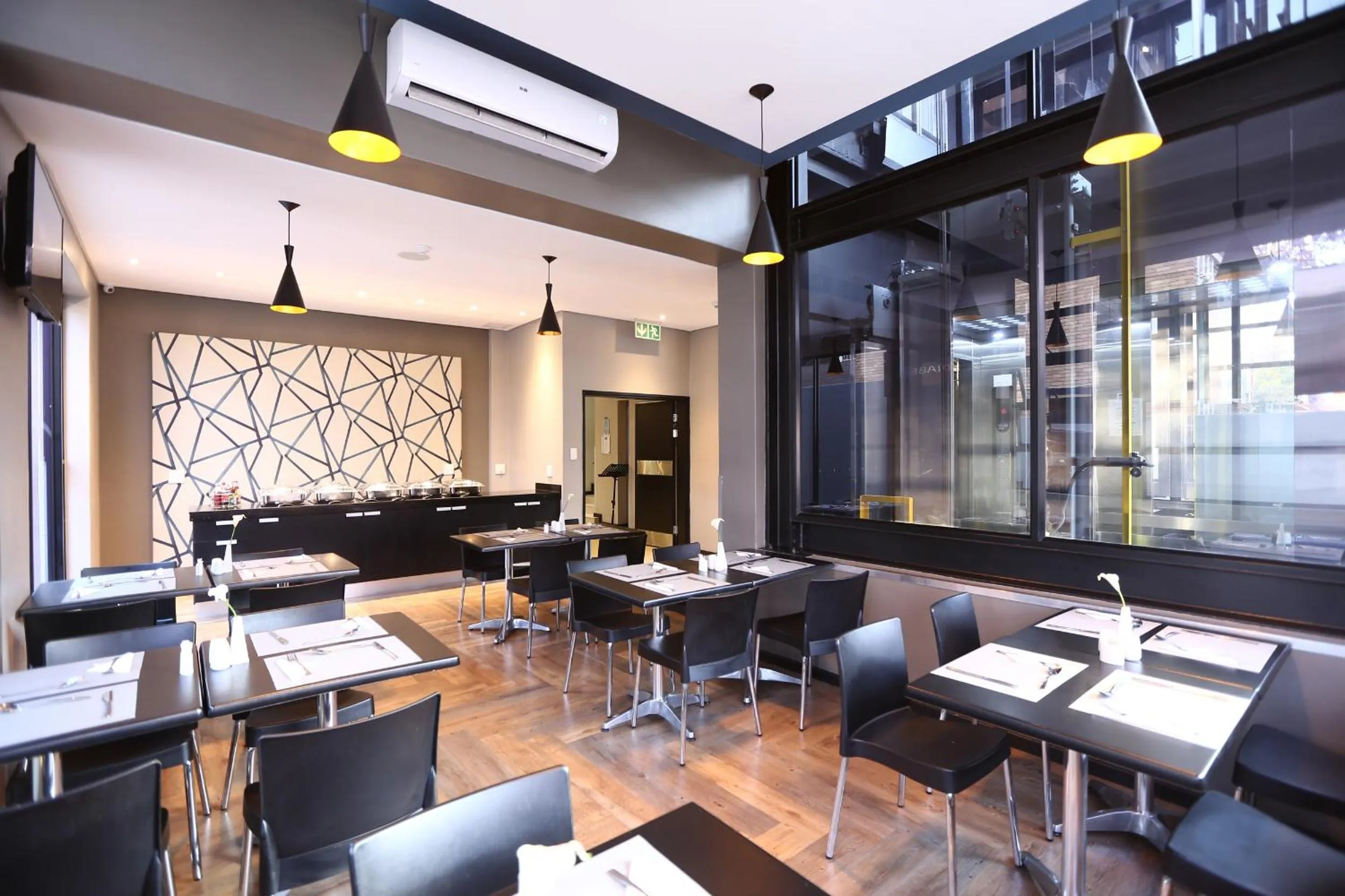 Food and drinks in Inani Hotel Morning Star