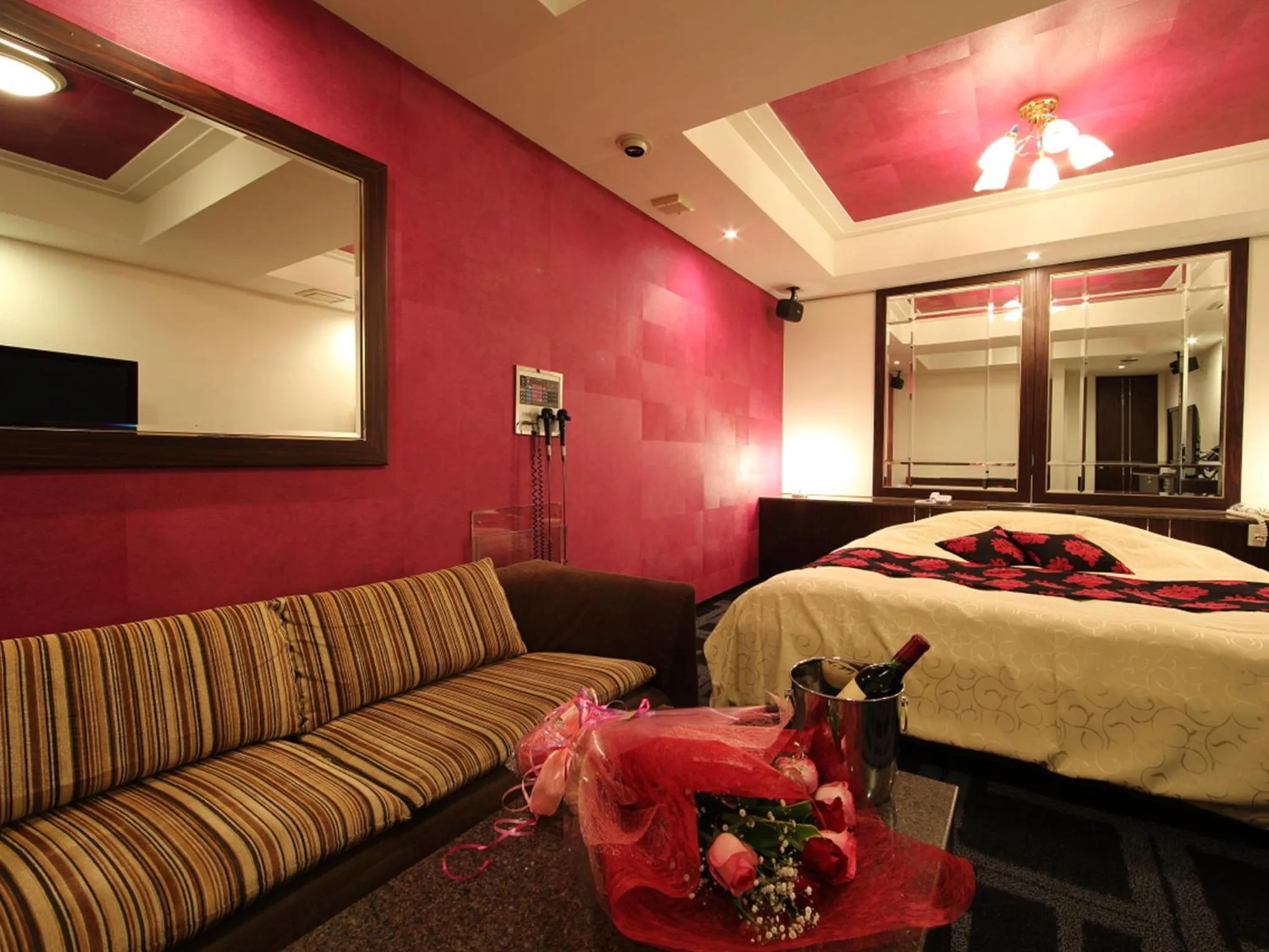 Bed in Hotel La Siesta (Adult Only)