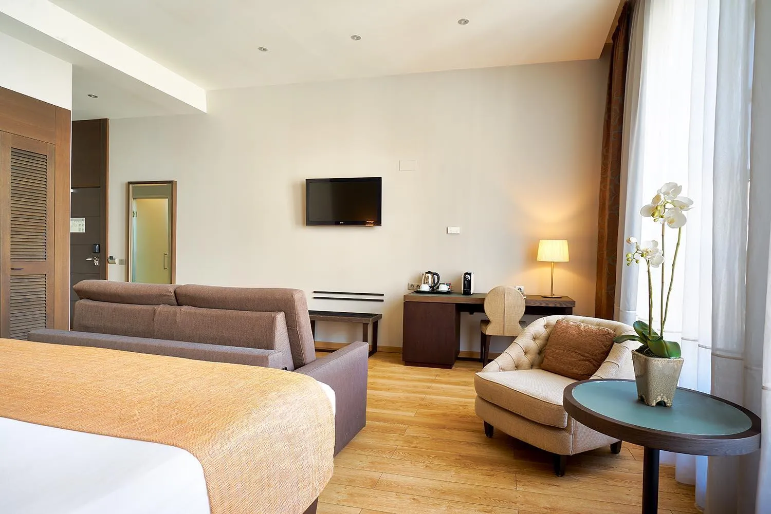 Seating area in Eurostars Patios de Cordoba