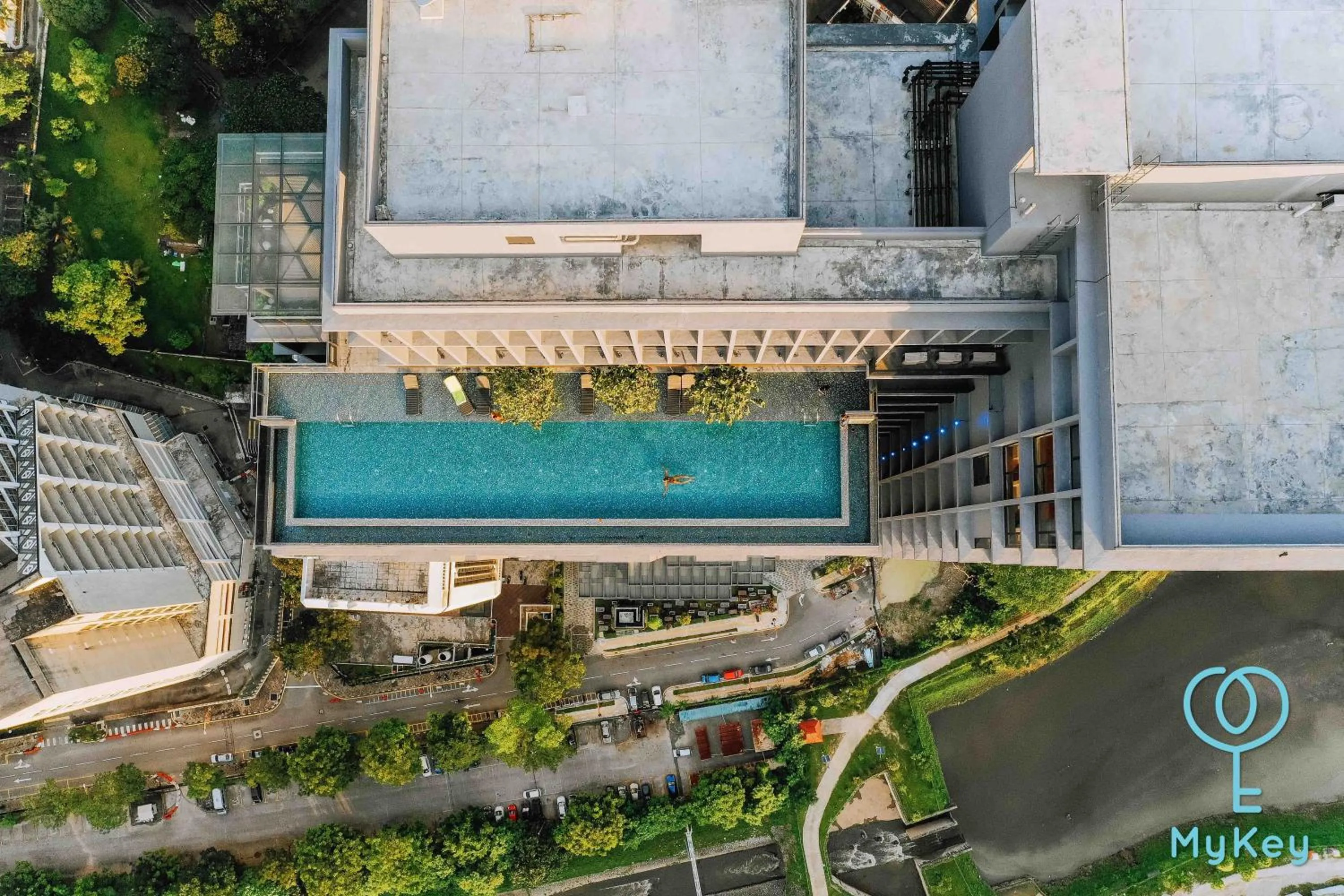 Bird's eye view in Expressionz Professional Suites by MyKey