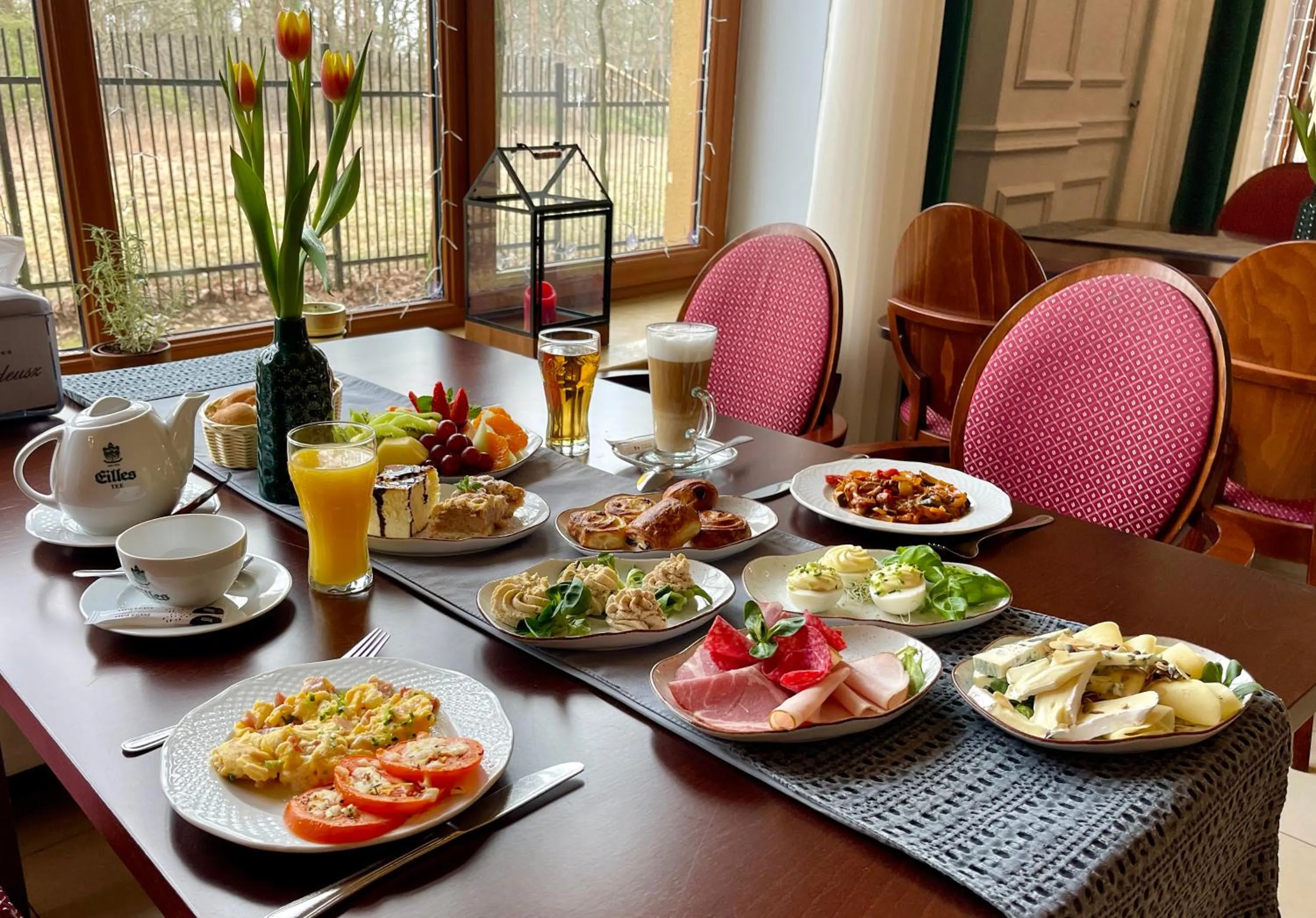 Food and drinks in Hotel Pan Tadeusz